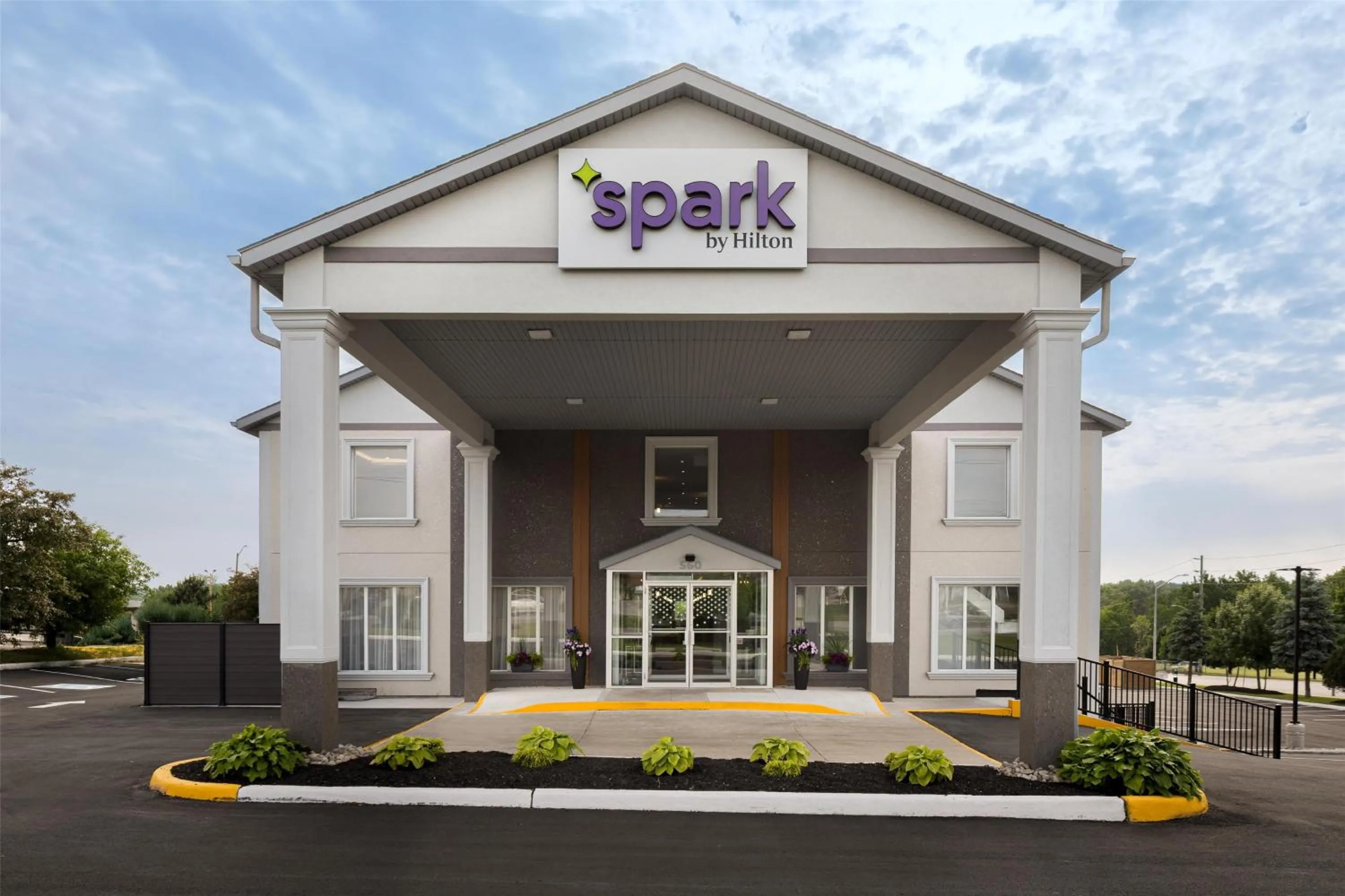 Property building in Spark By Hilton Woodstock