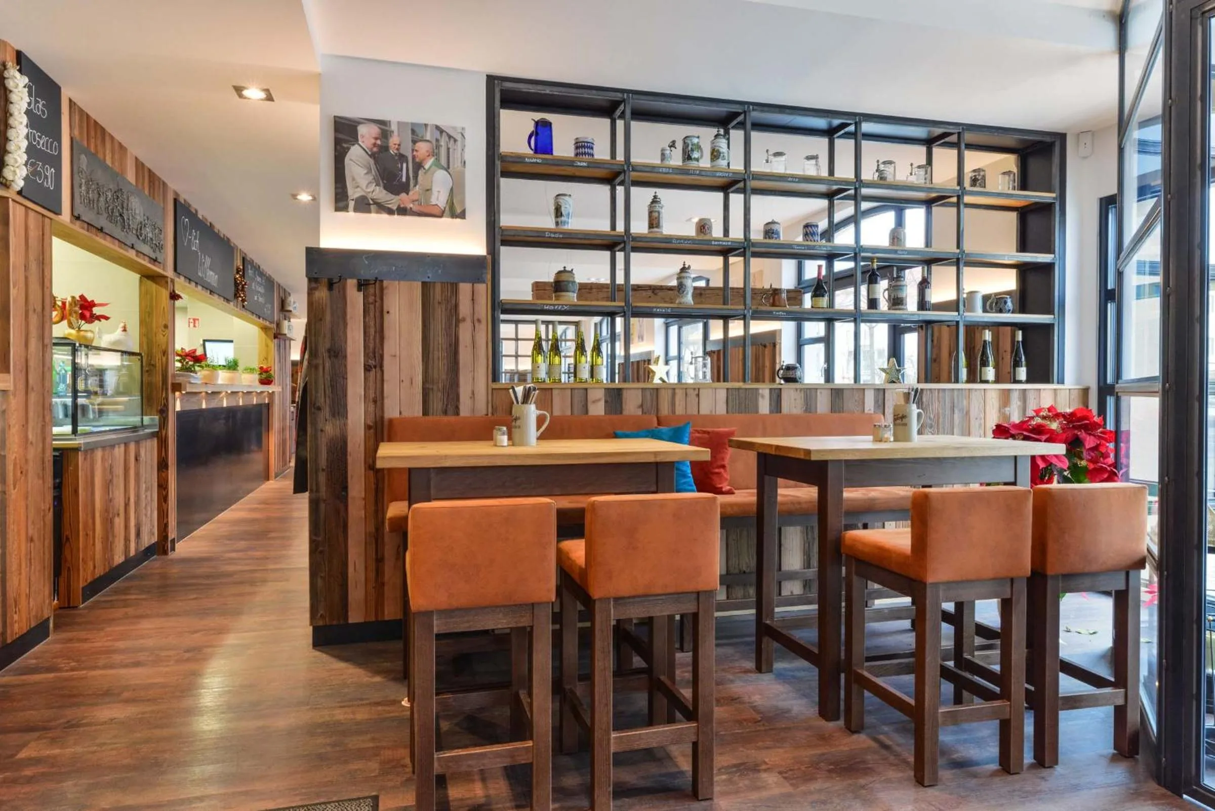 Restaurant/places to eat in HHotel Augsburg