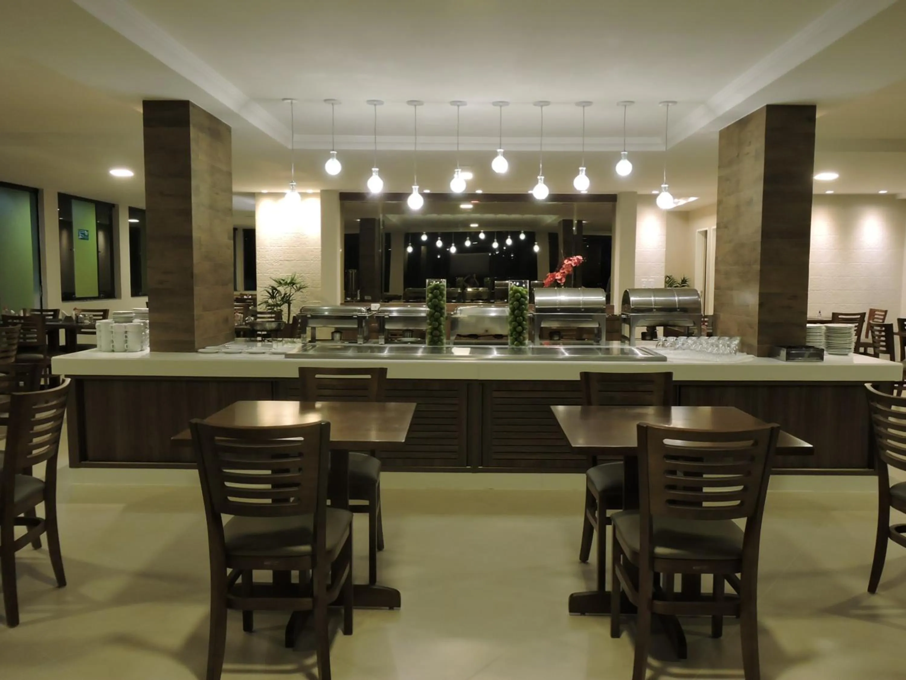 Restaurant/places to eat in Caruaru Park Hotel