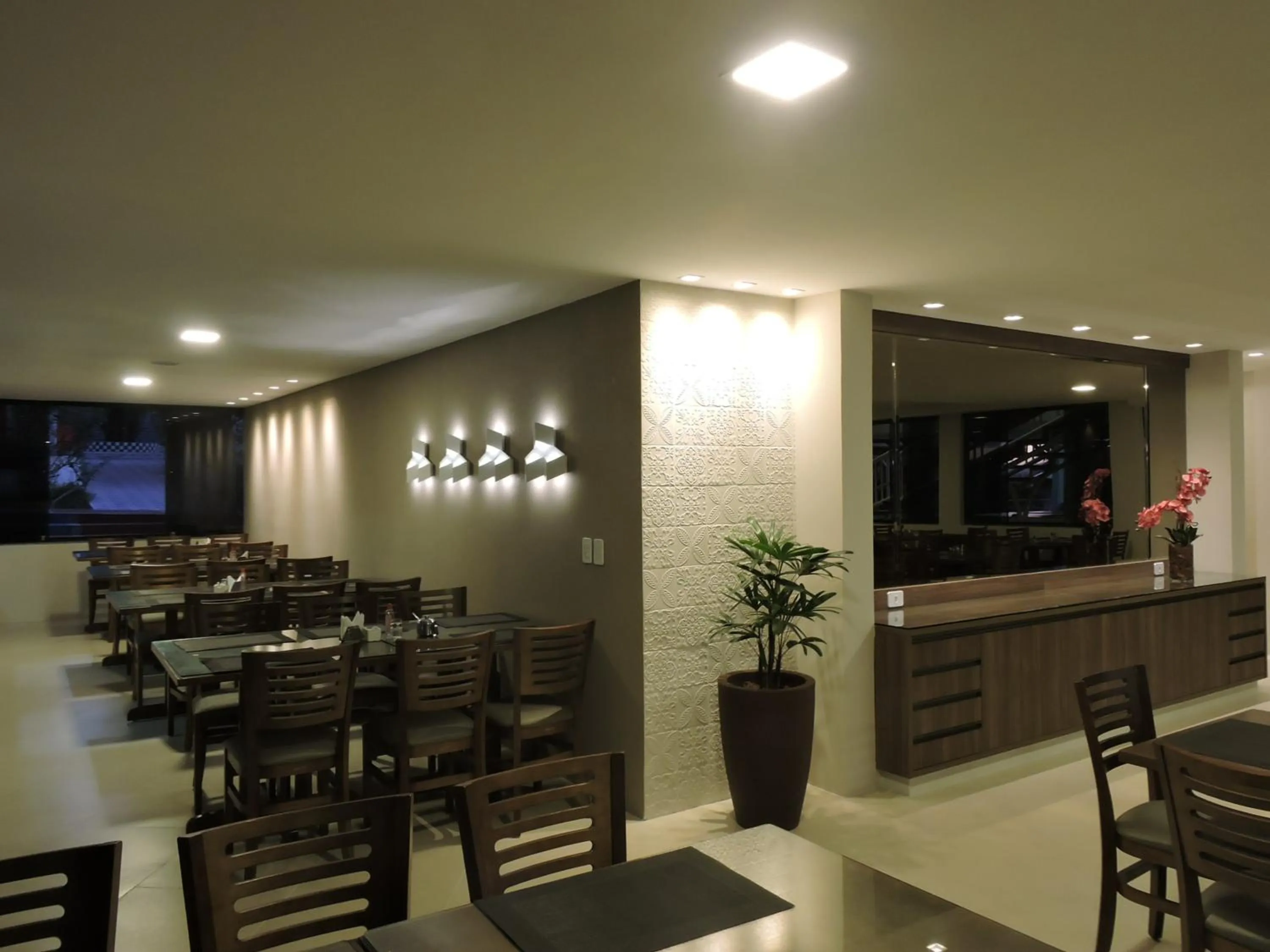 Restaurant/places to eat in Caruaru Park Hotel