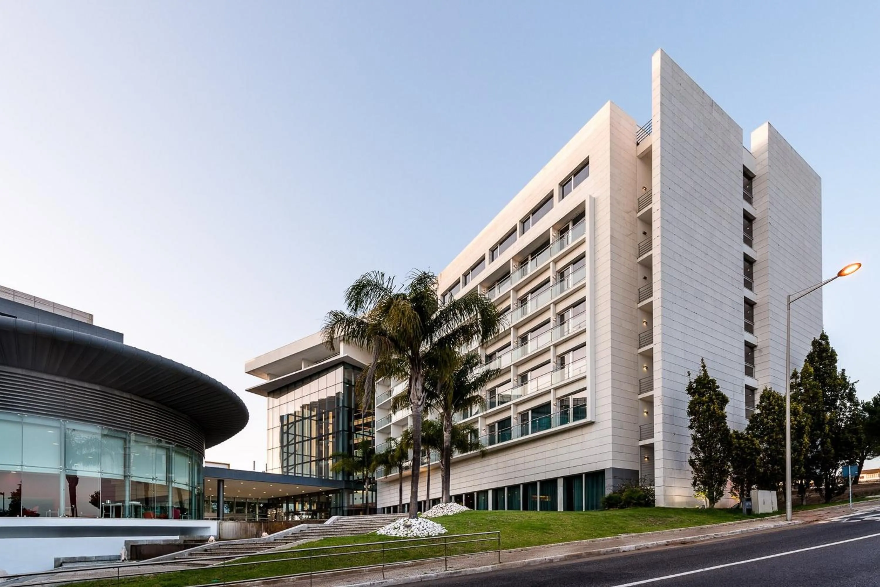 Property building in Lagoas Park Hotel