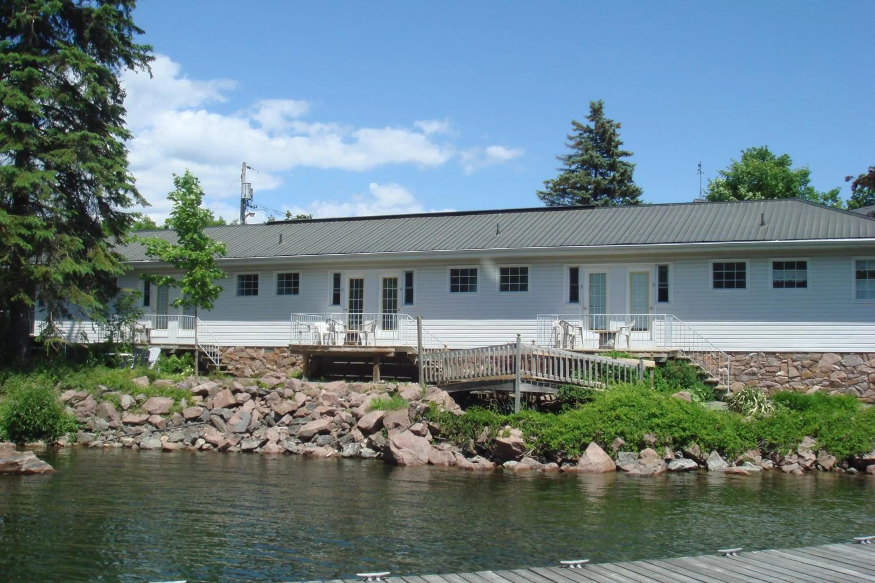 Balcony/Terrace in Boathouse Country Inn