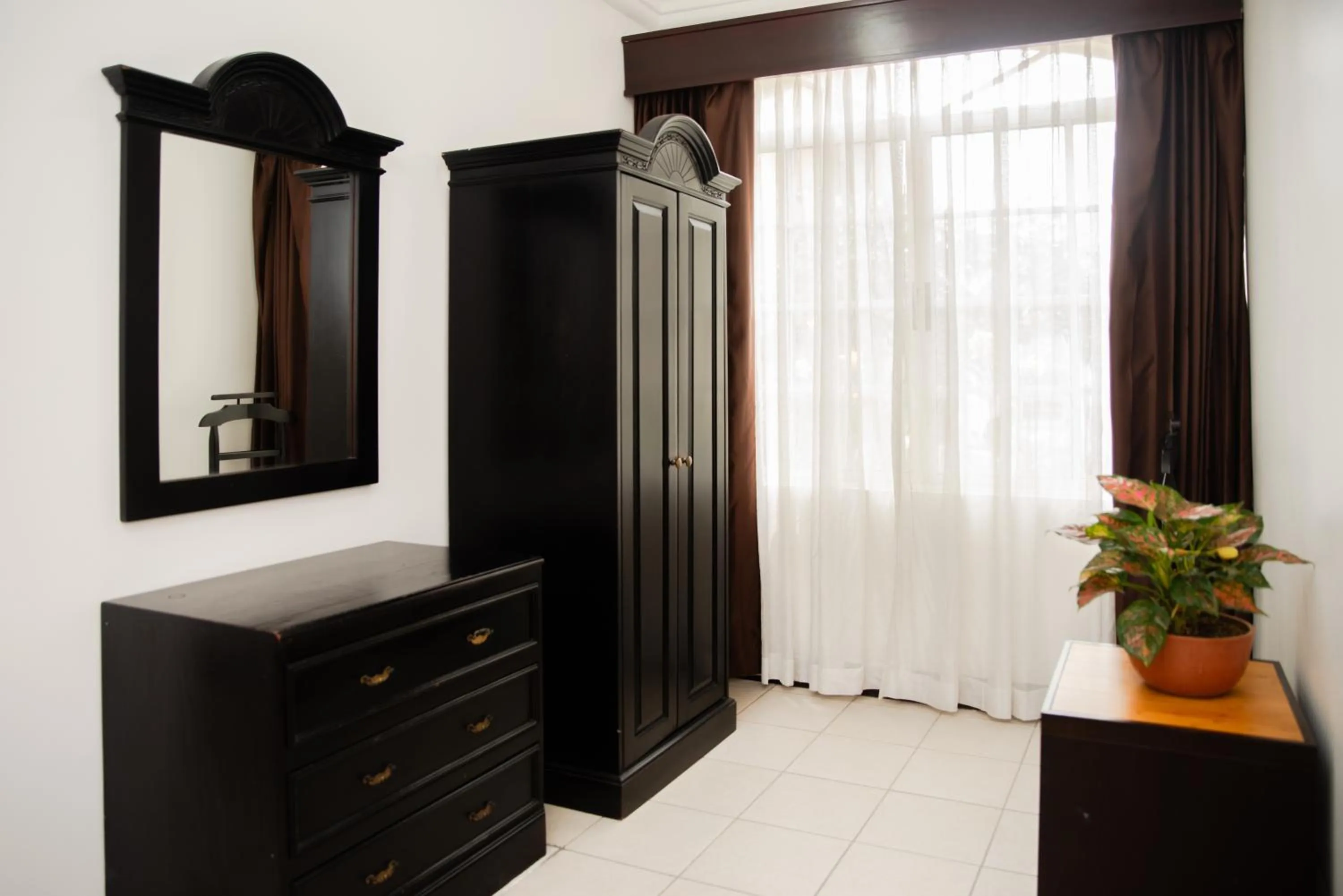 wardrobe in Casa Conde Apartamentos