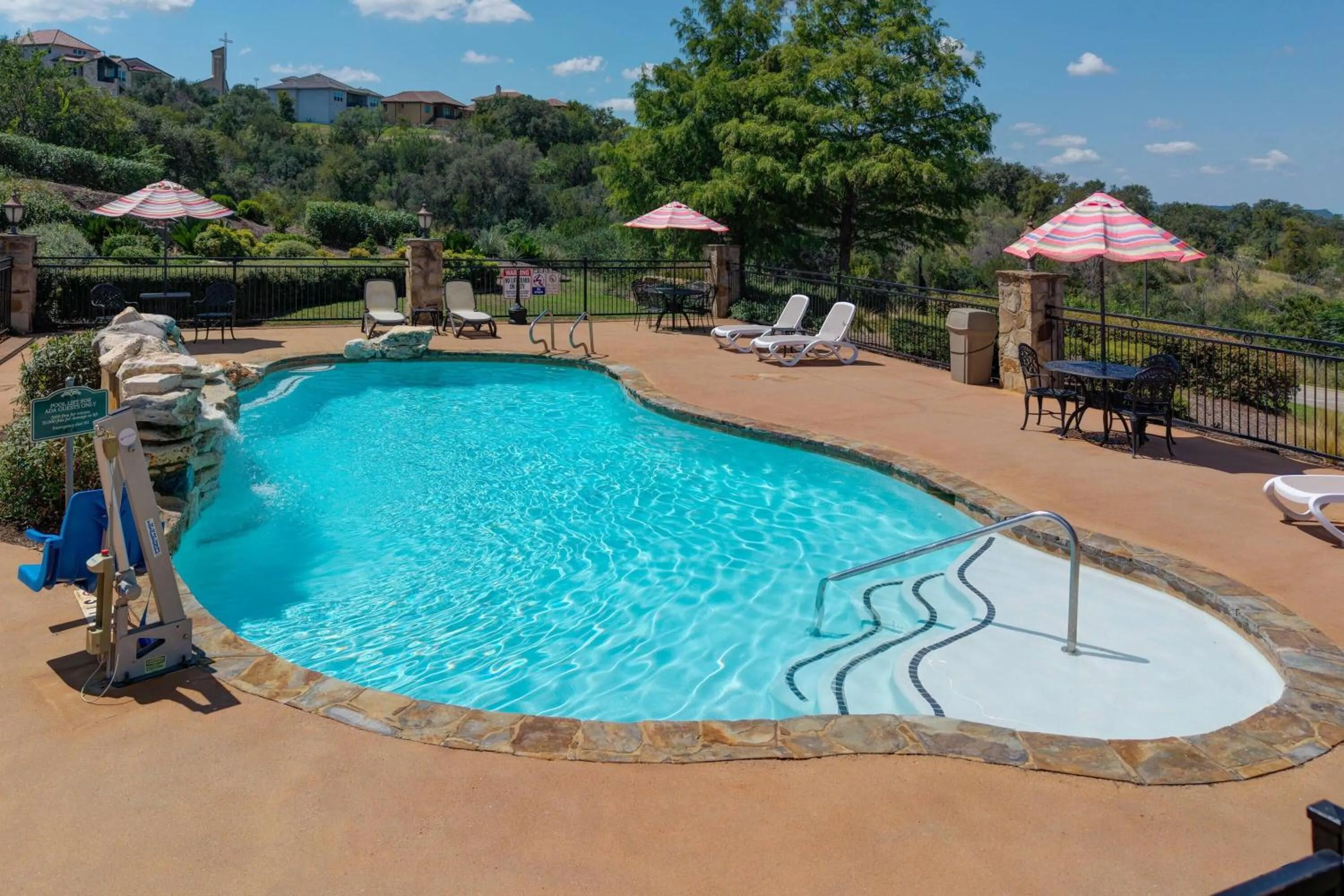 Swimming pool in La Quinta by Wyndham Marble Falls