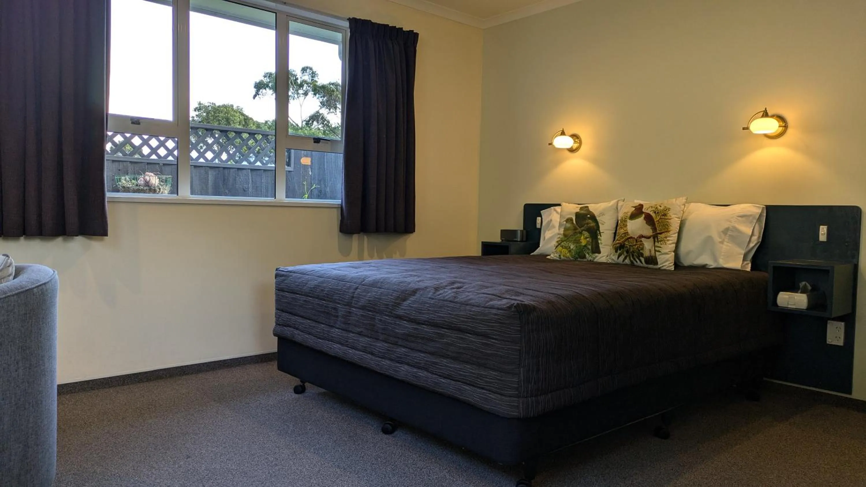 Bed in The Peninsula Kaikoura