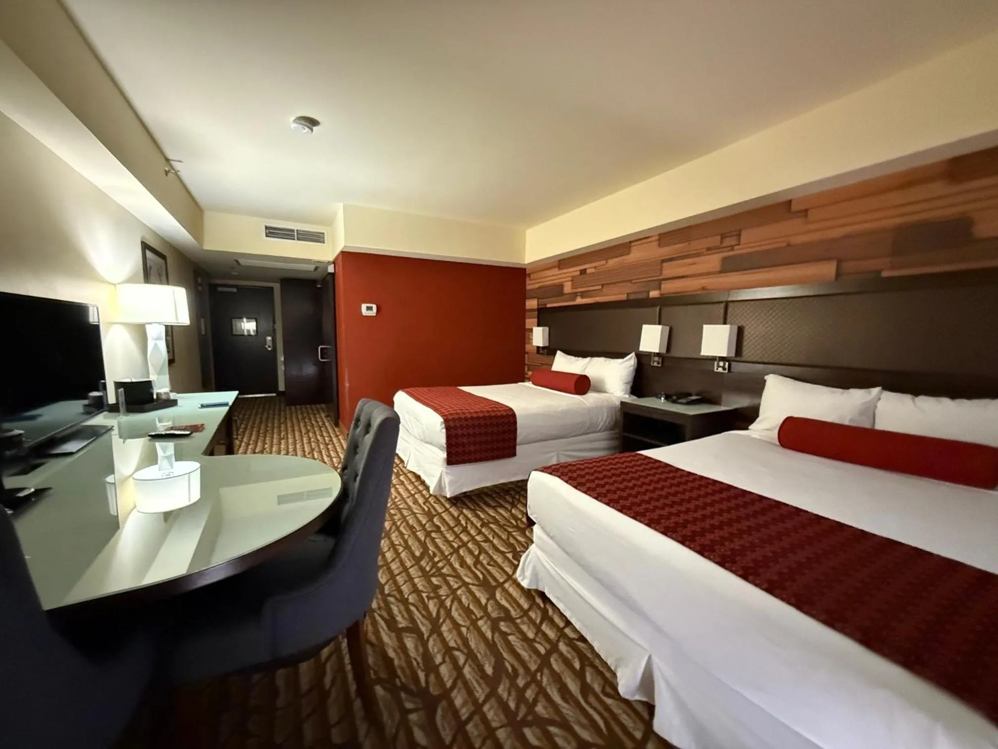 Bed in Bally's Lake Tahoe Casino Resort