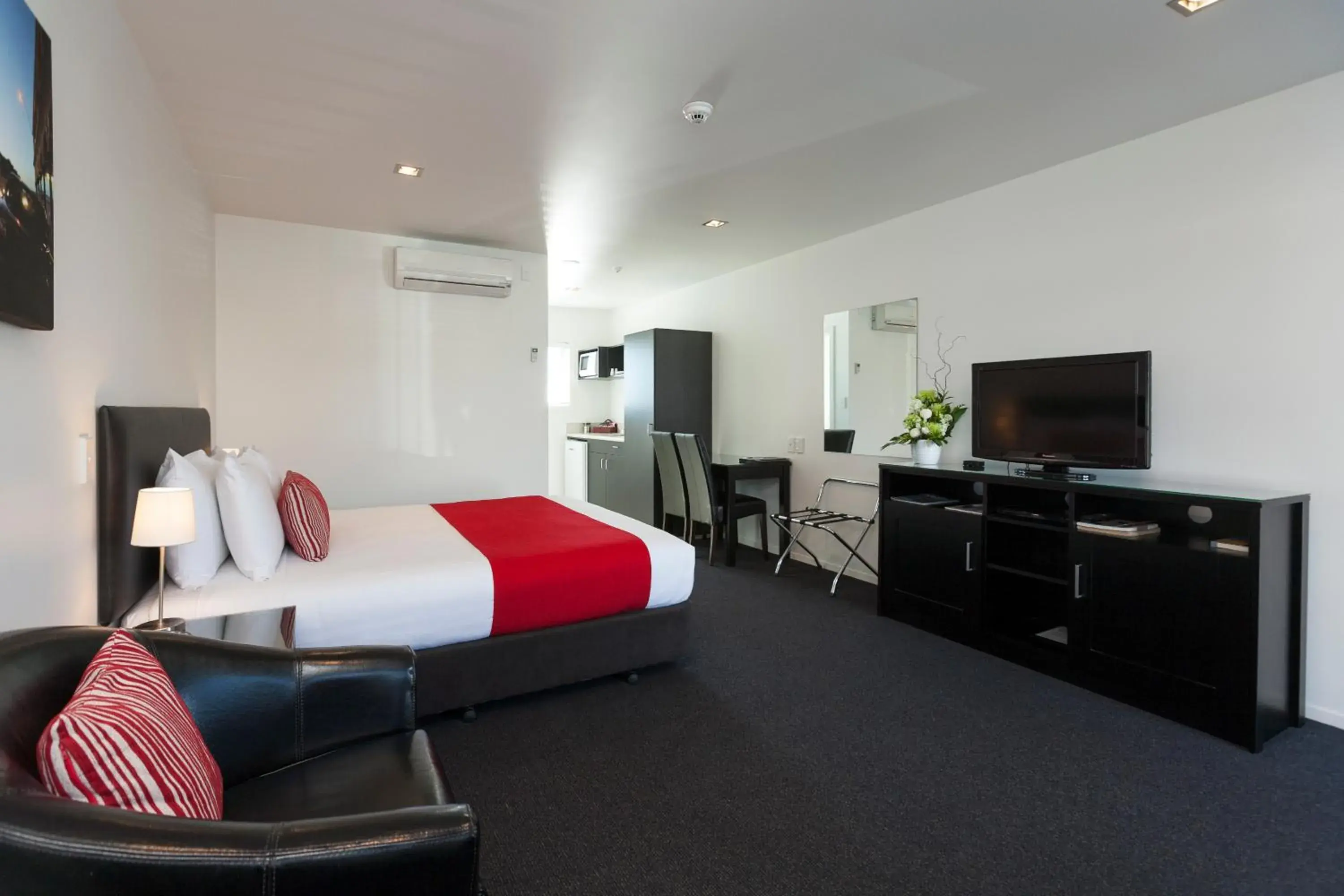 Studio Apartment in The Dawson Motel Studio Apartment in The Dawson Motel