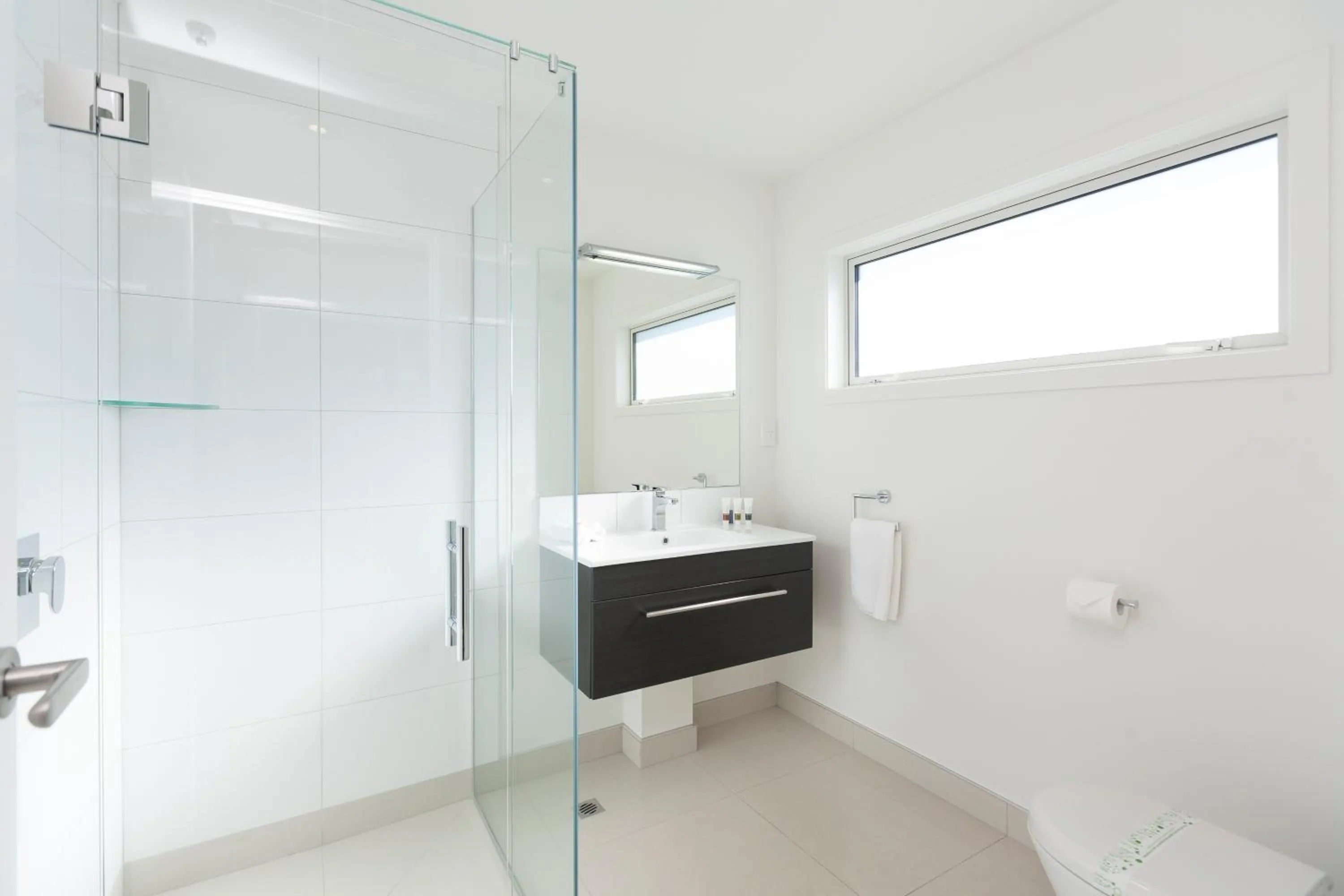 Bathroom in The Dawson Motel