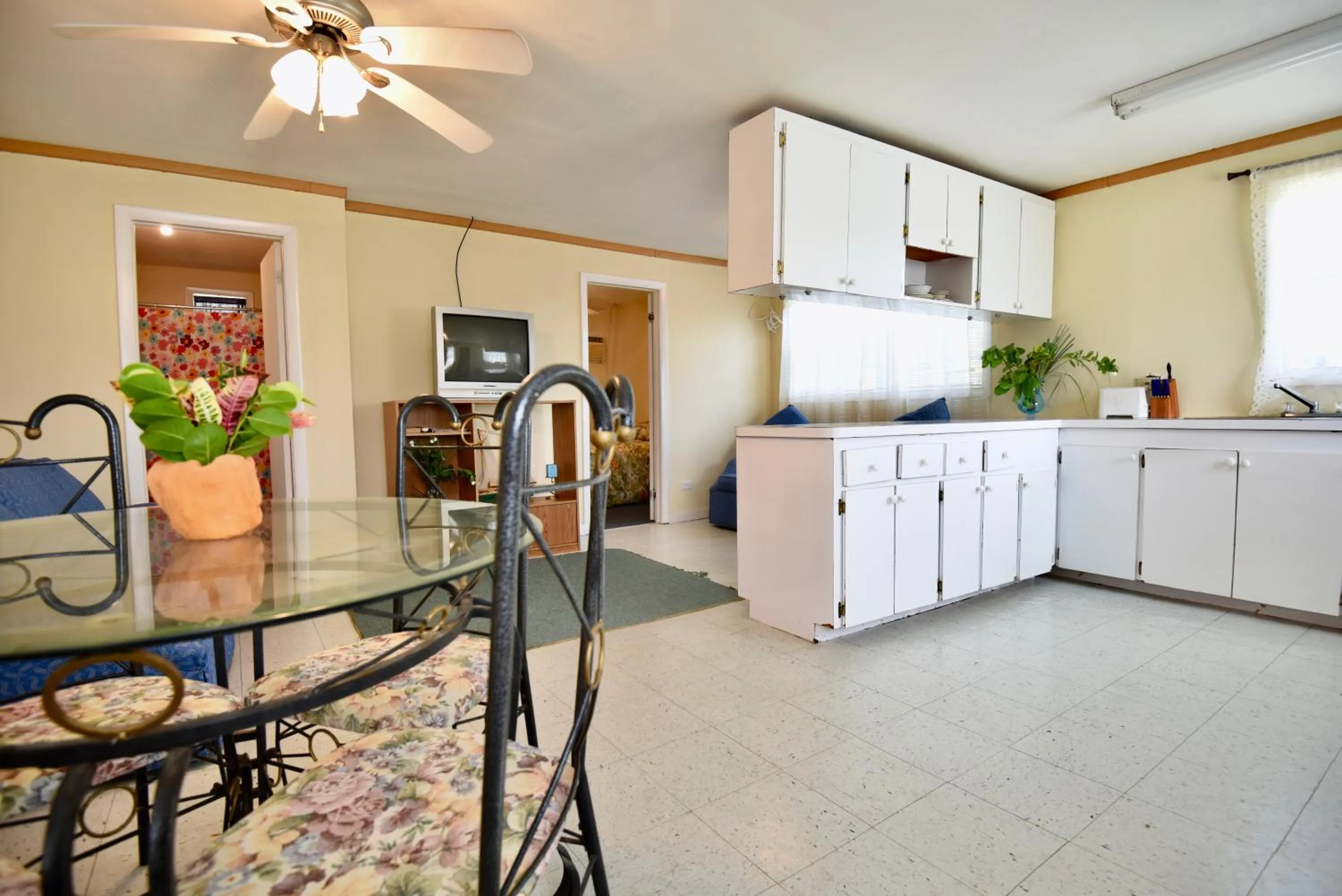 Dining area in Nathan's Lodge