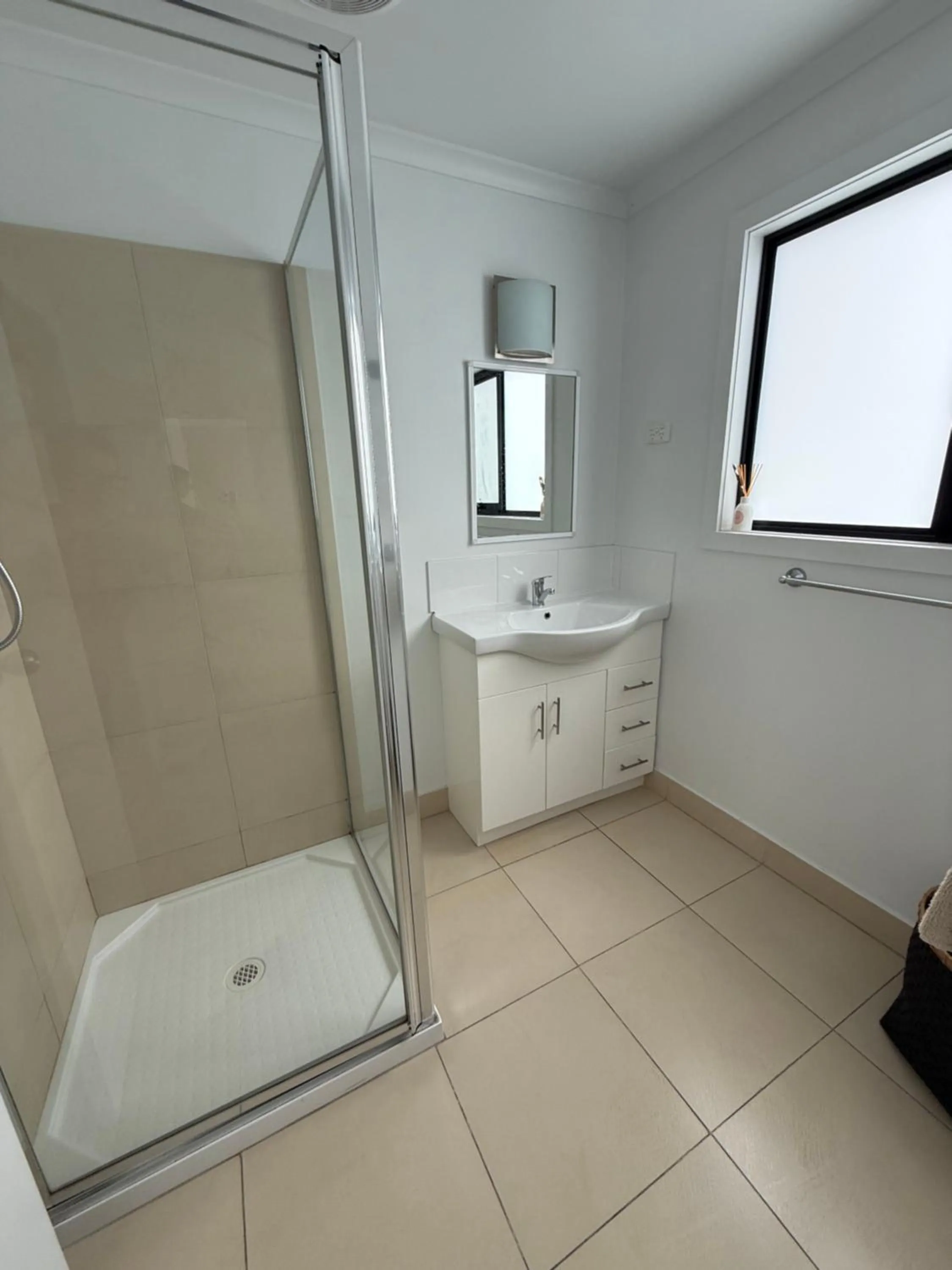 Bathroom in Heyfield Motel and Apartments