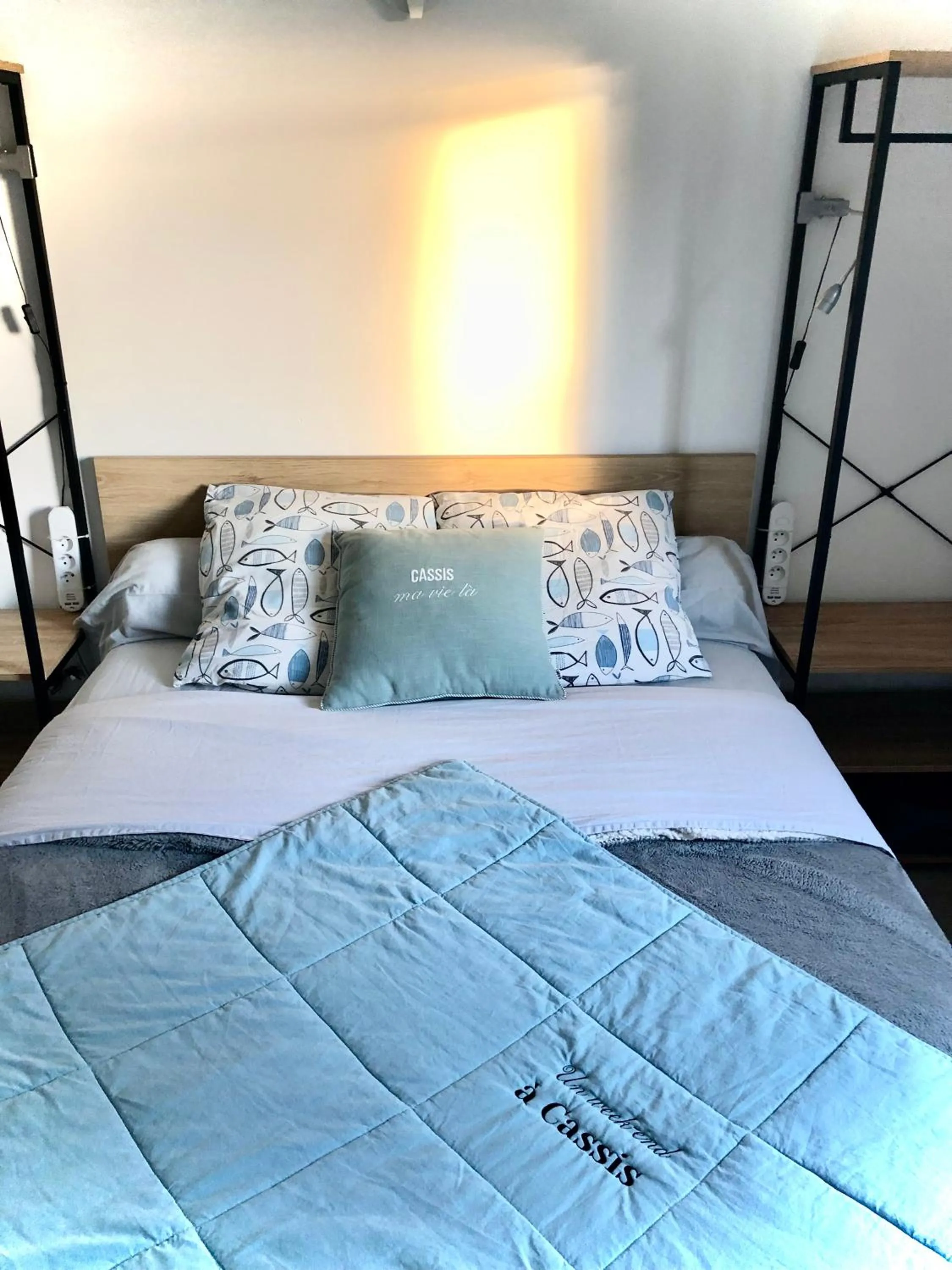 Bed in Cassis Ma Vie Là