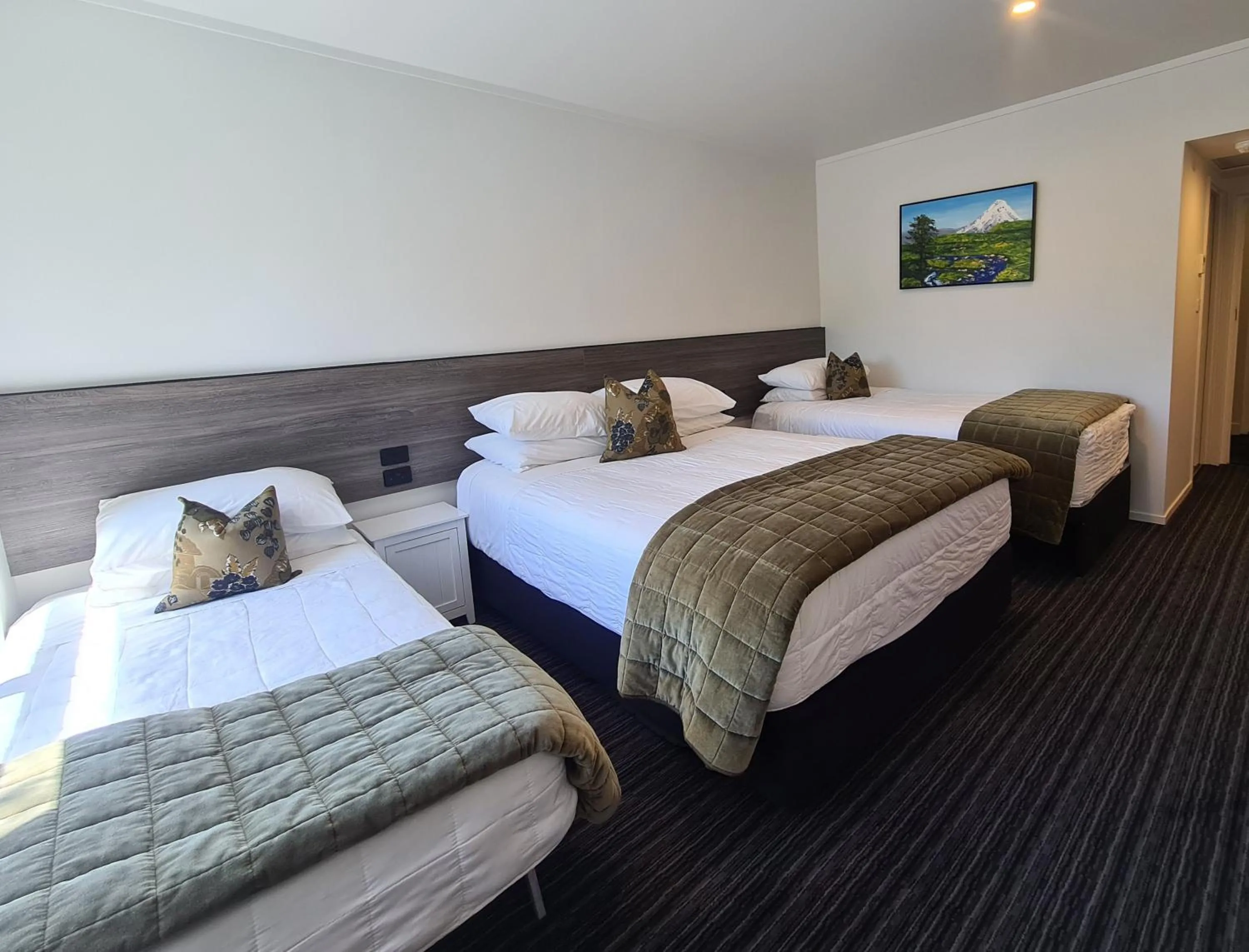 Bed in The Devon Hotel A Heritage Hotel