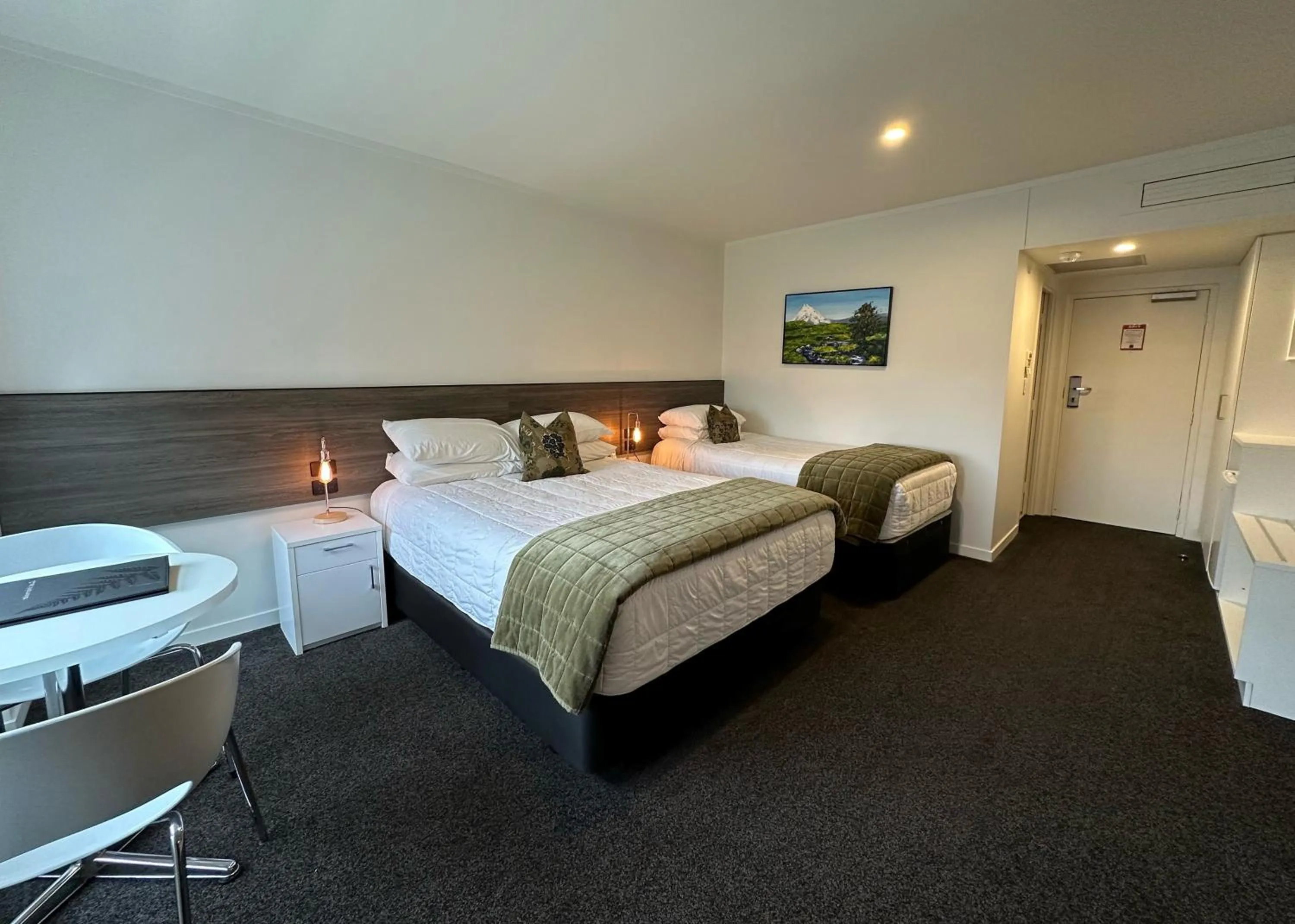 Bed in The Devon Hotel A Heritage Hotel