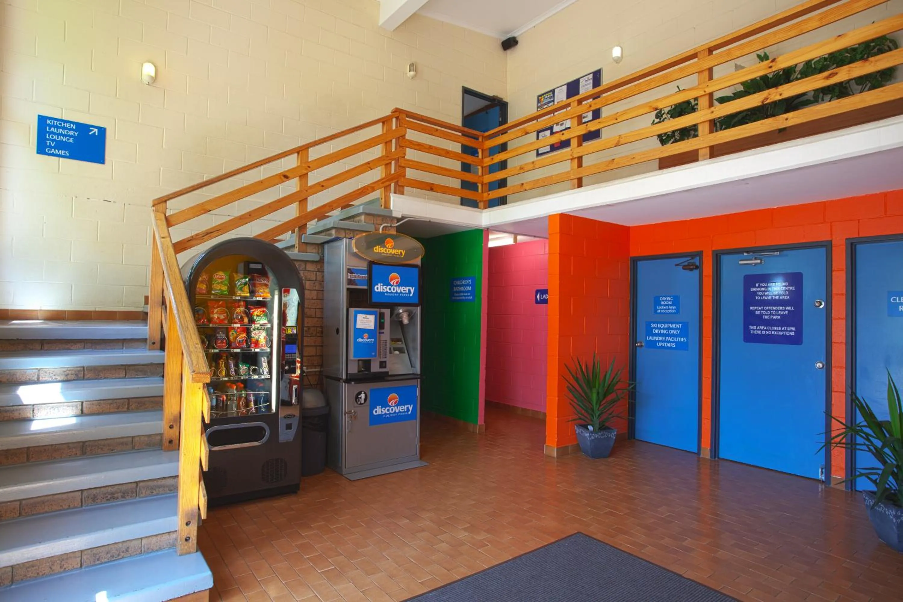 Lobby or reception in Discovery Parks - Jindabyne