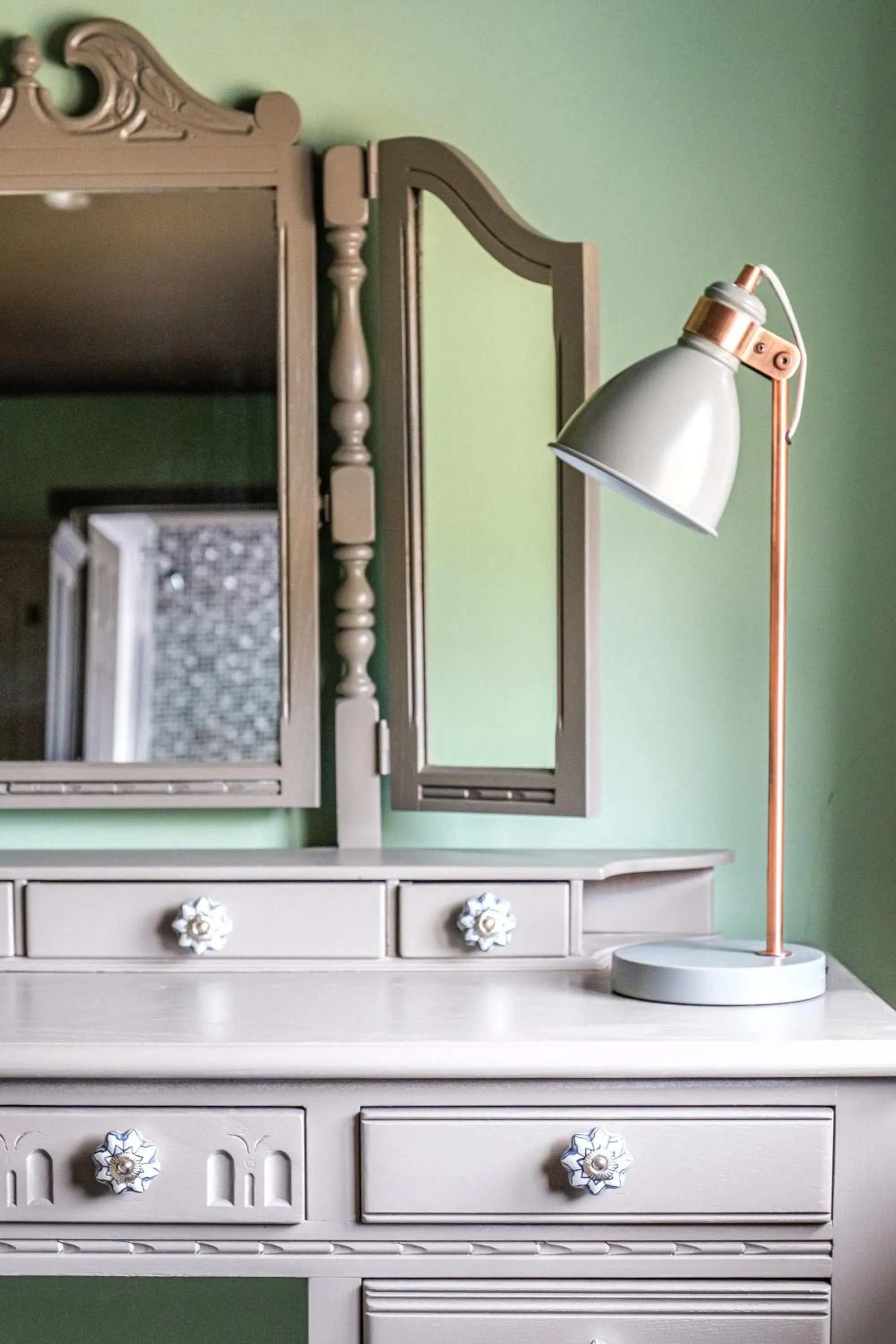 hair dresser in The Cricketers Clavering