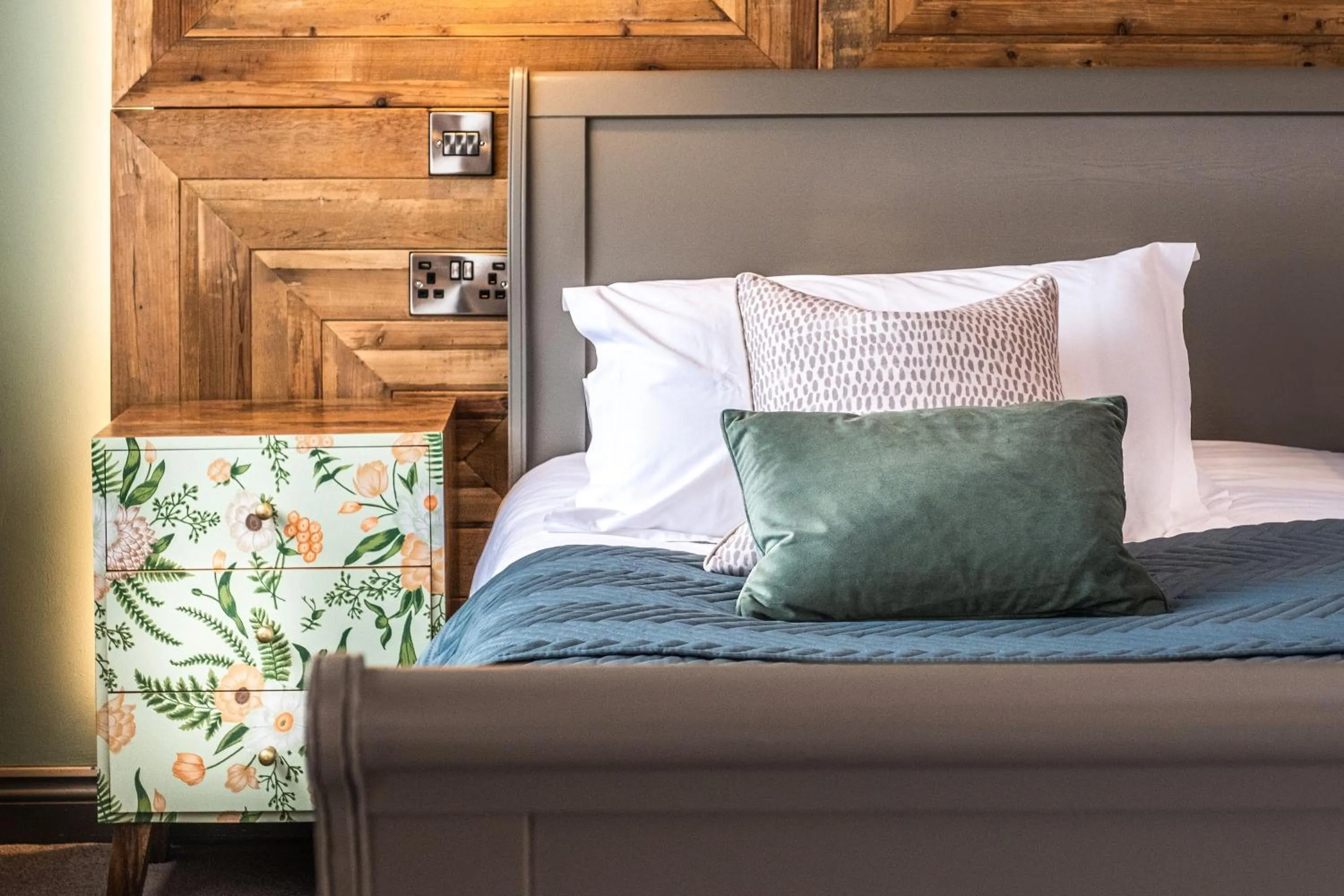 Bed in The Cricketers Clavering