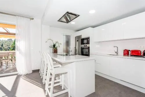 by Riva - 4 bedroom apartment in Dama de noche