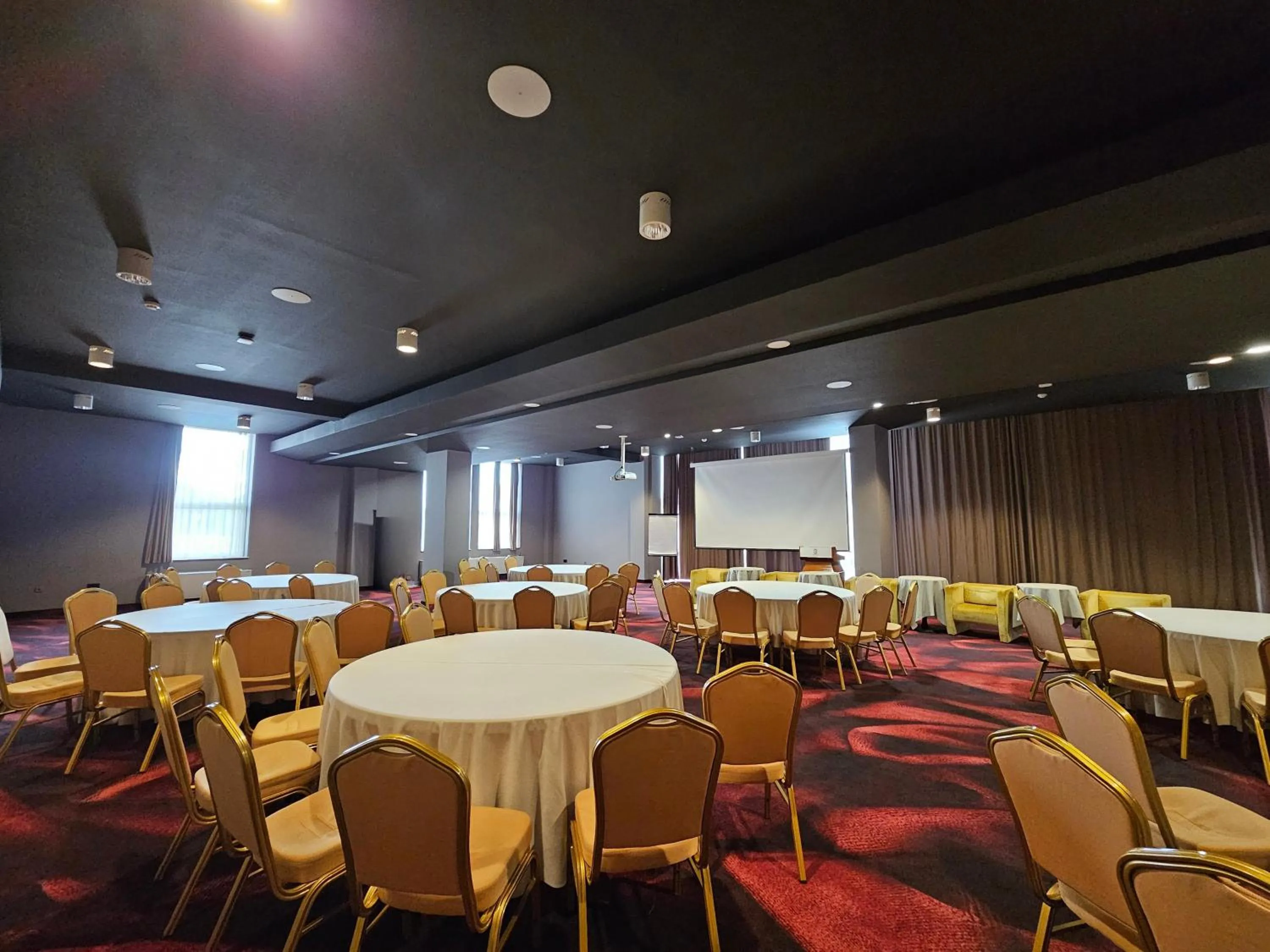 Meeting/conference room in Iaki Conference & Spa Hotel