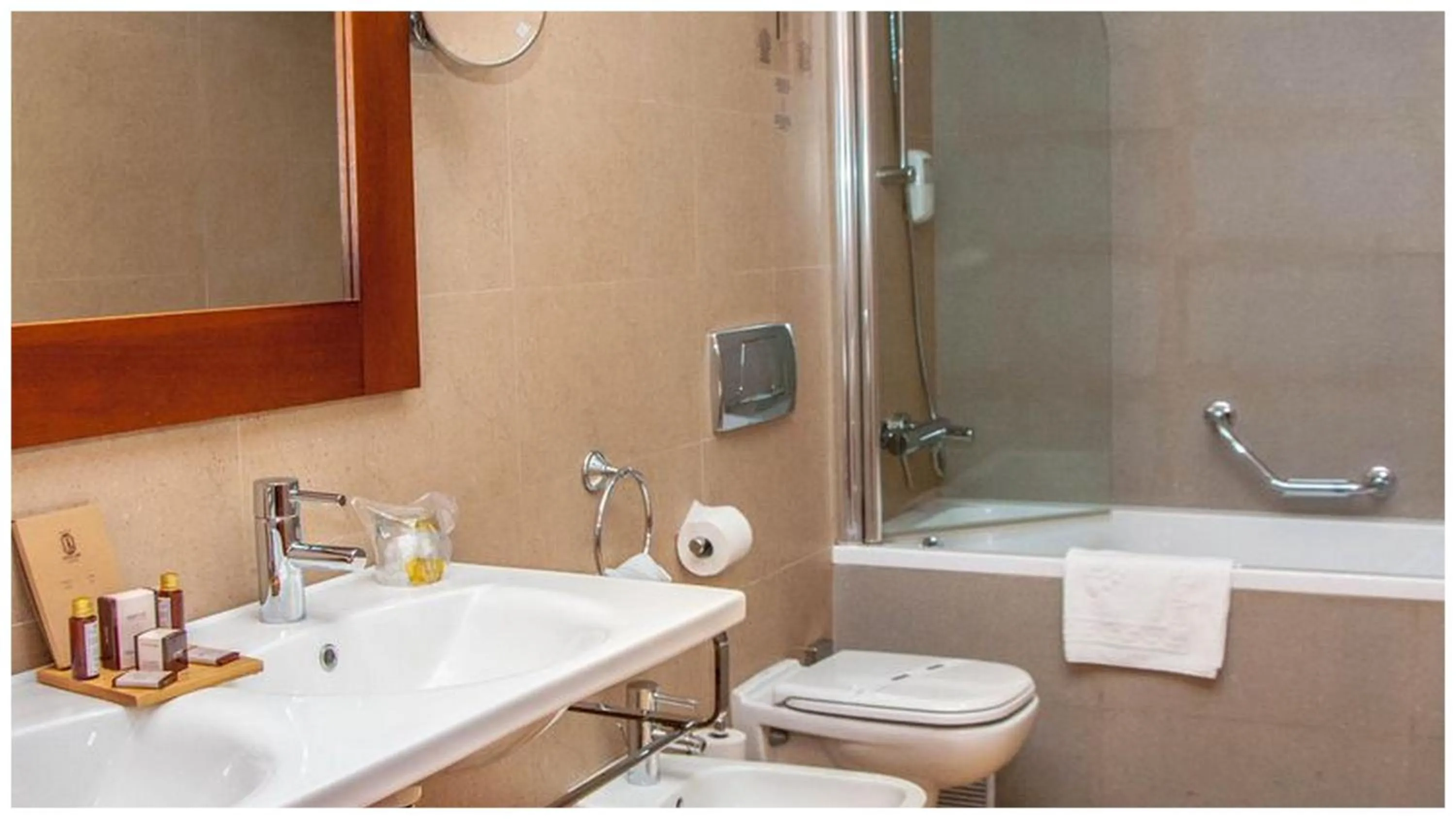 Bathroom in Iaki Conference & Spa Hotel