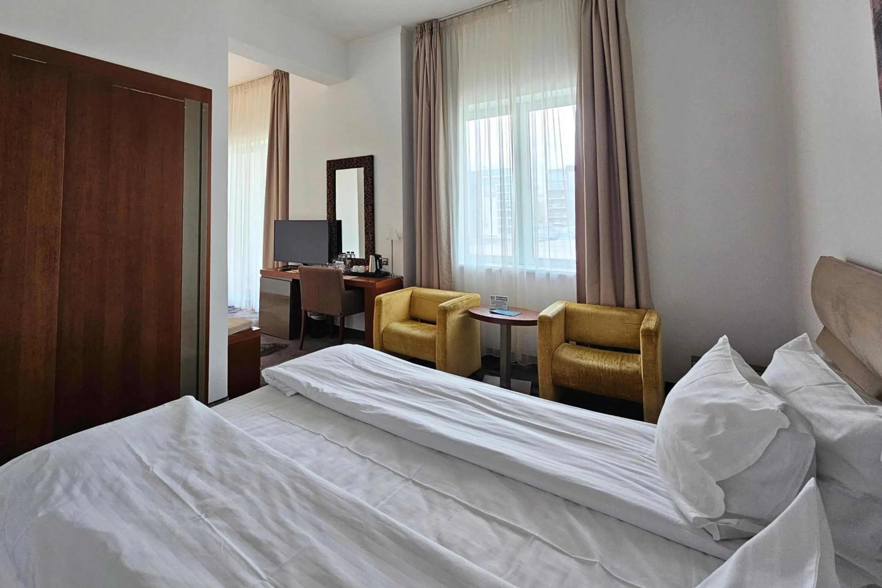 Bed in Iaki Conference & Spa Hotel