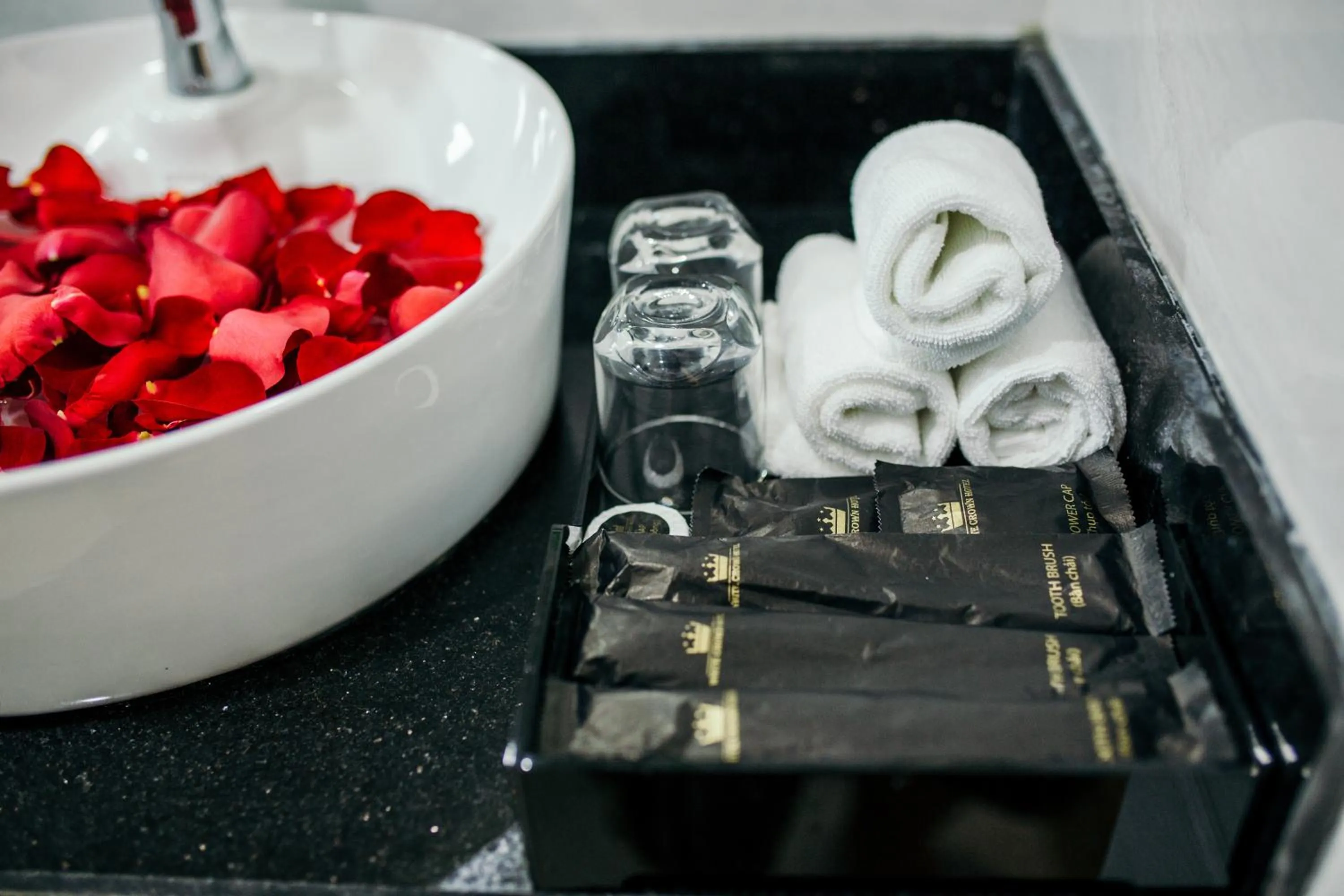 Coffee/tea facilities in White Crown Hotel