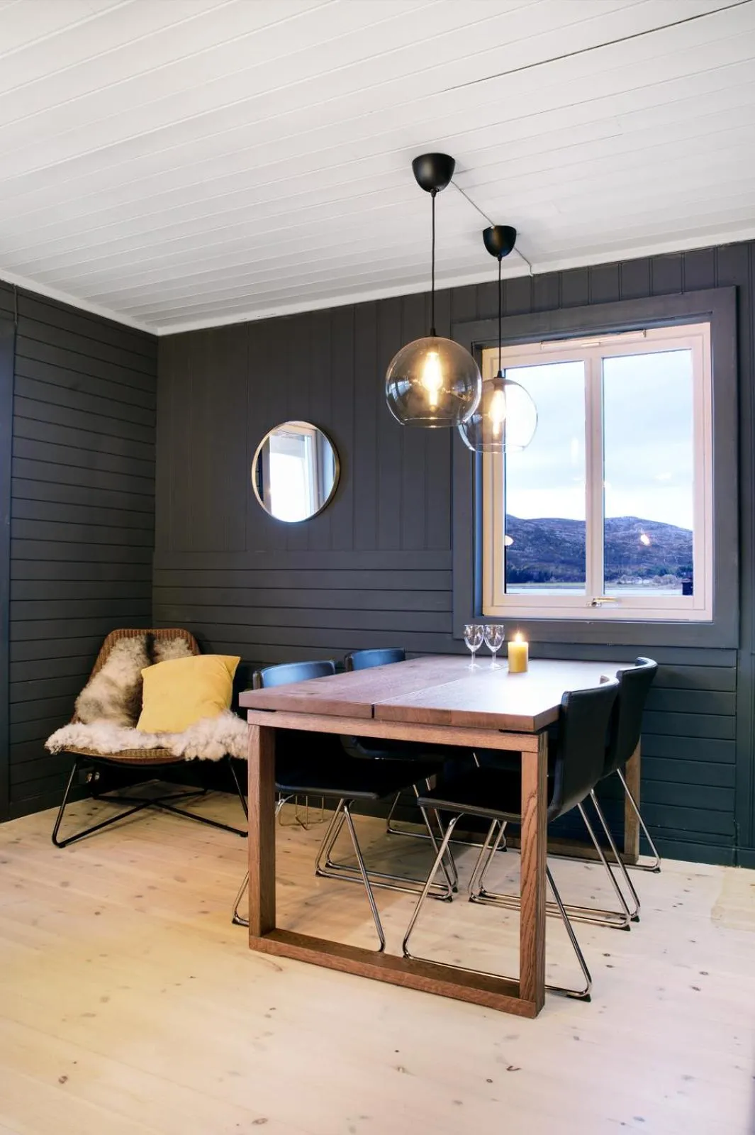 Seating area in Buvik Sea Lodge Apartments