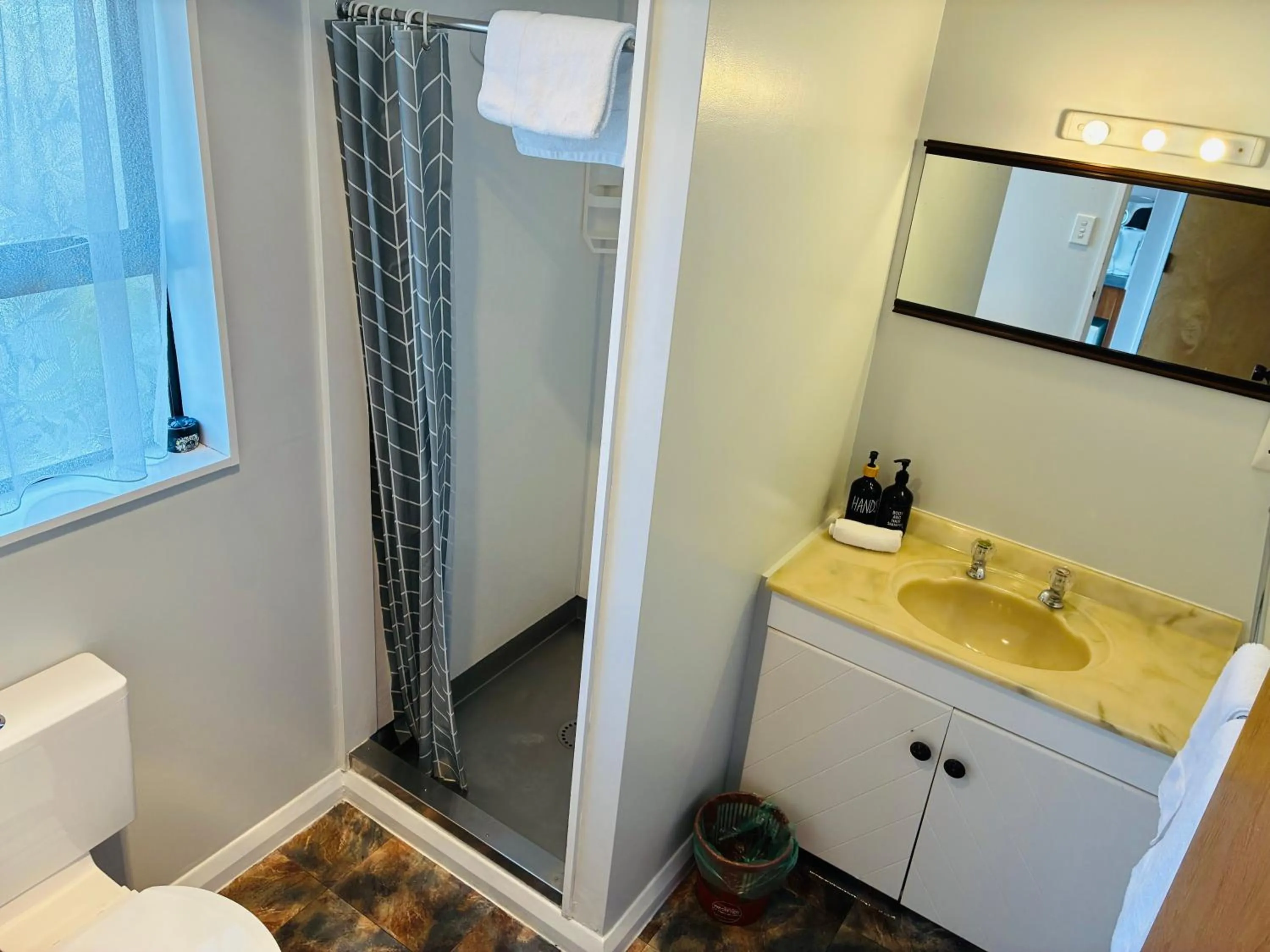 Bathroom in Awatea Park Motel