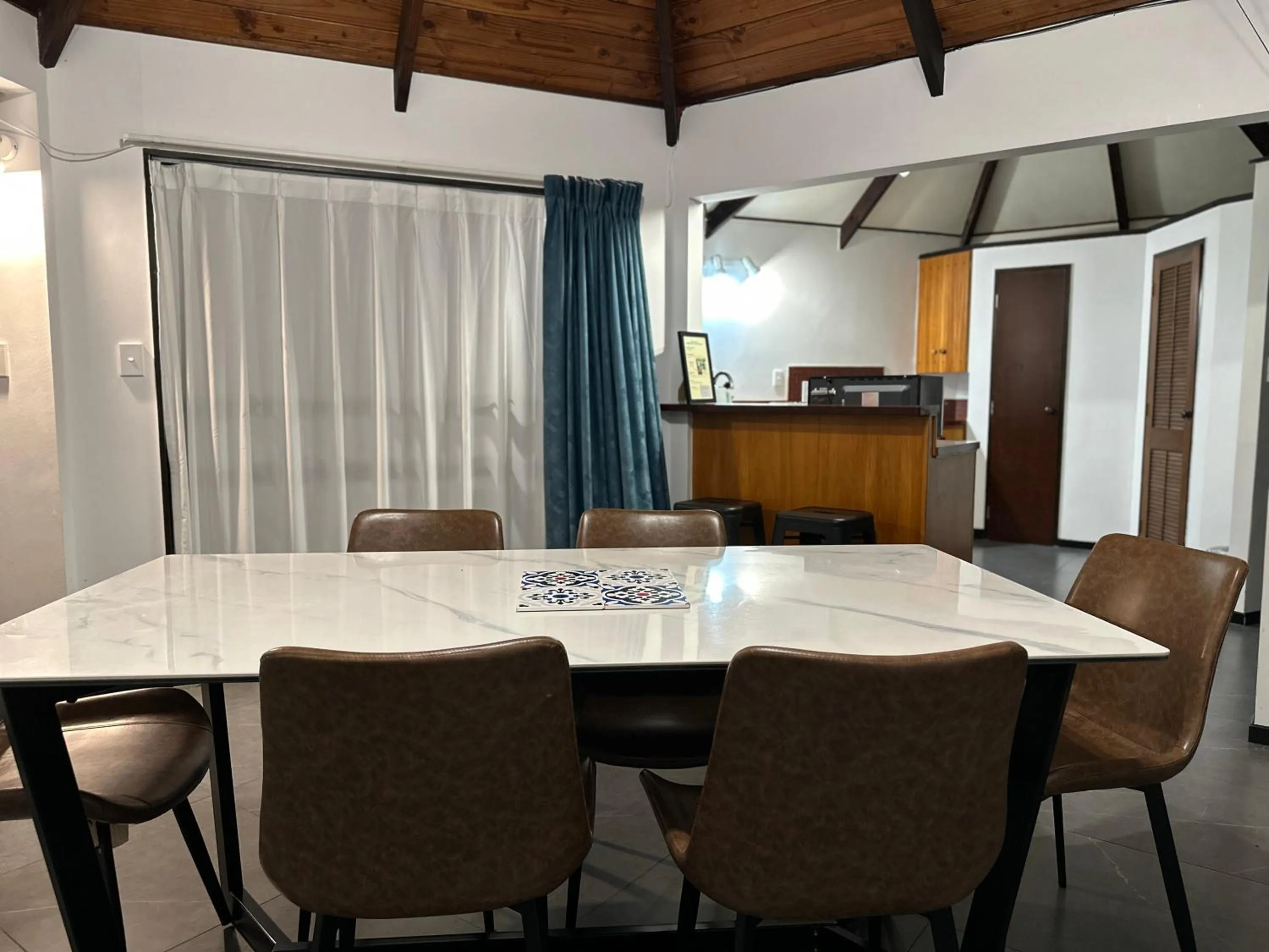 Dining area in Pure Motel