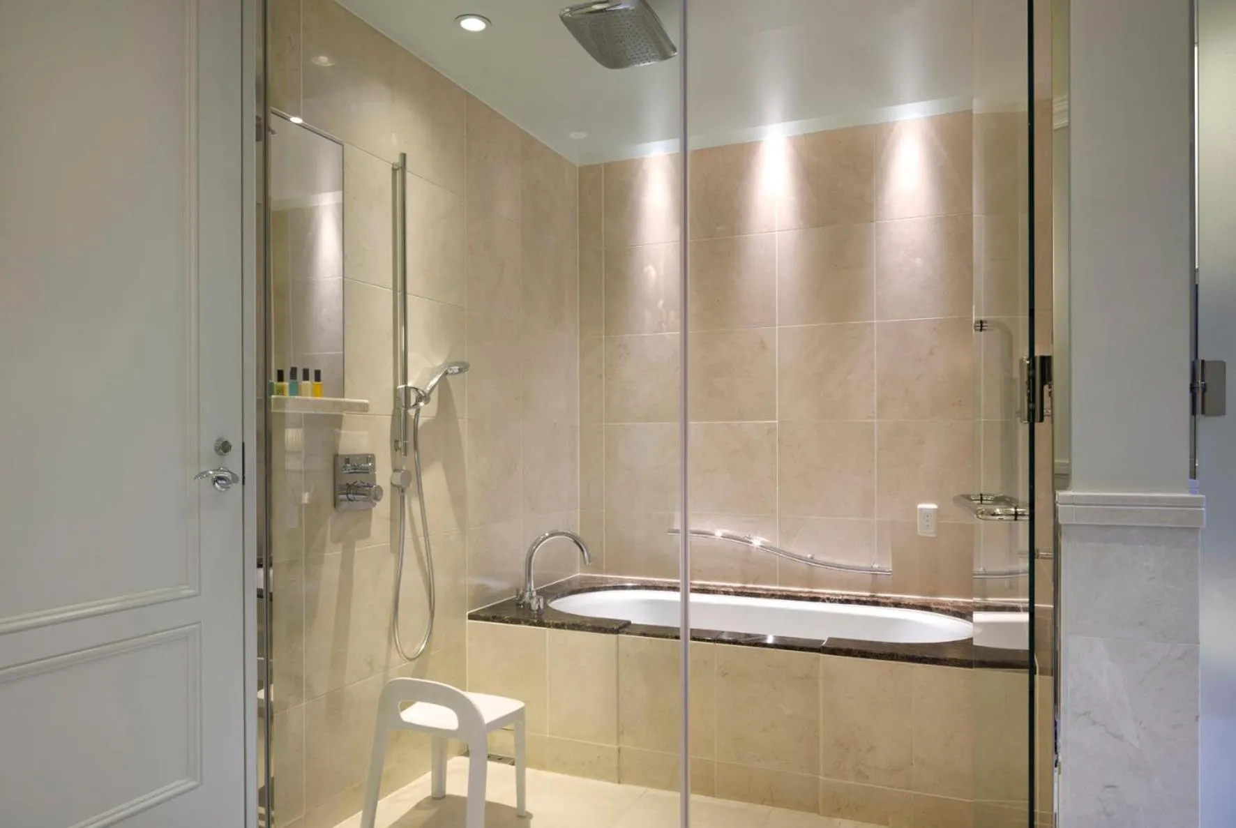 Bathroom in The Tokyo Station Hotel