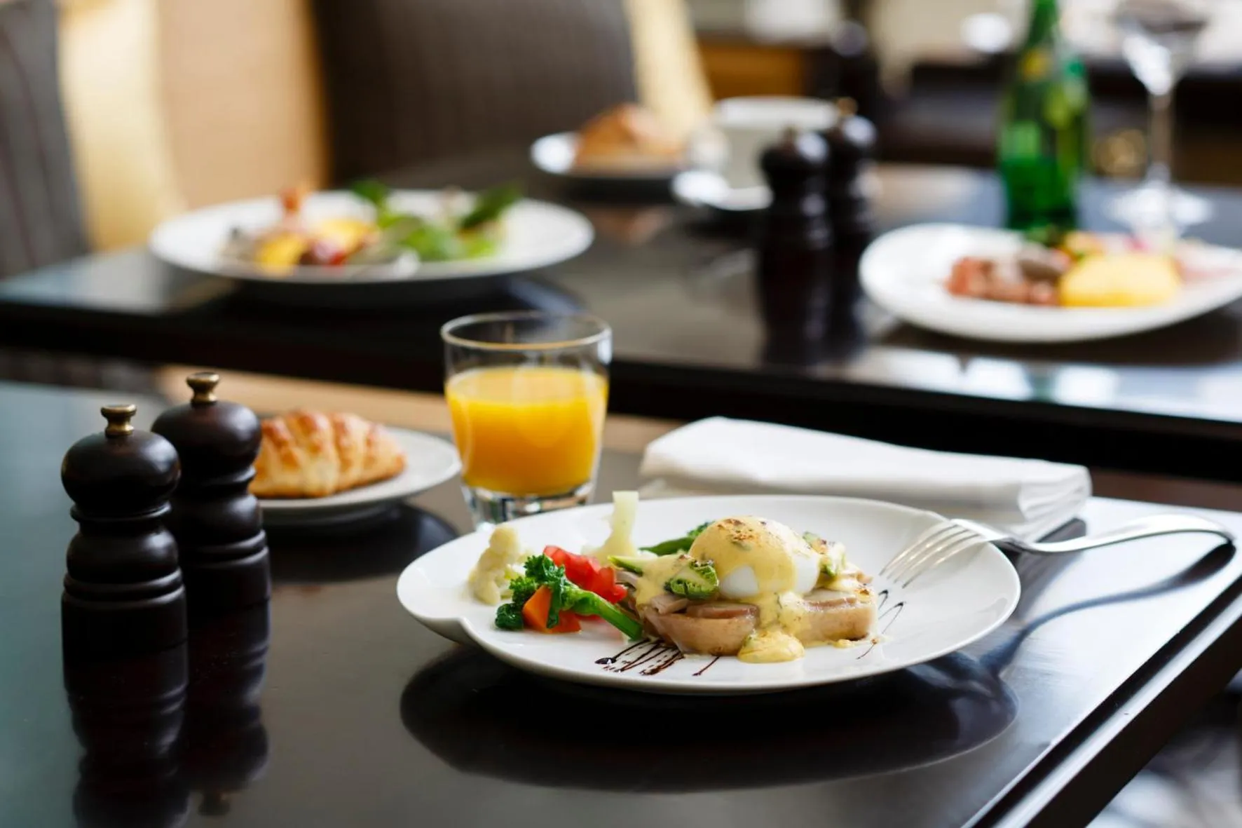 Restaurant/places to eat in The Tokyo Station Hotel