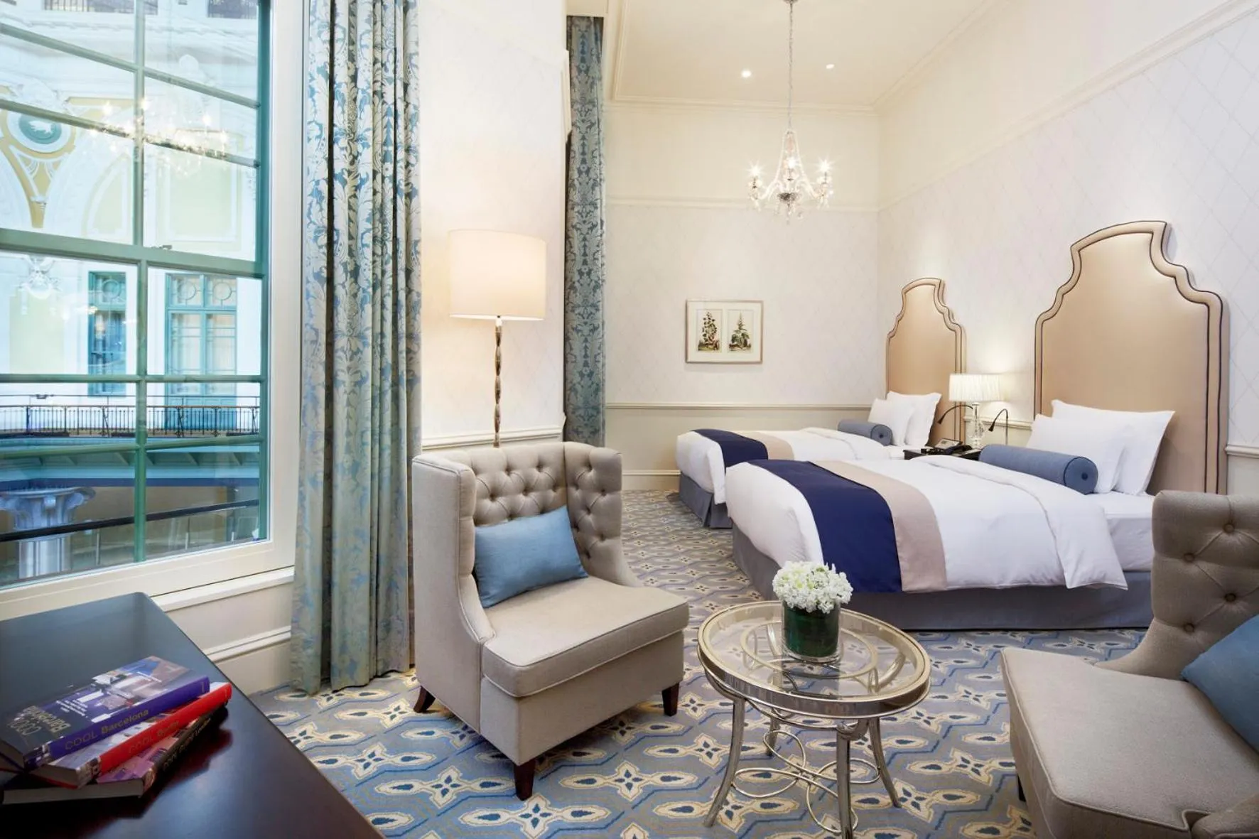 Photo of the whole room, Bed in The Tokyo Station Hotel