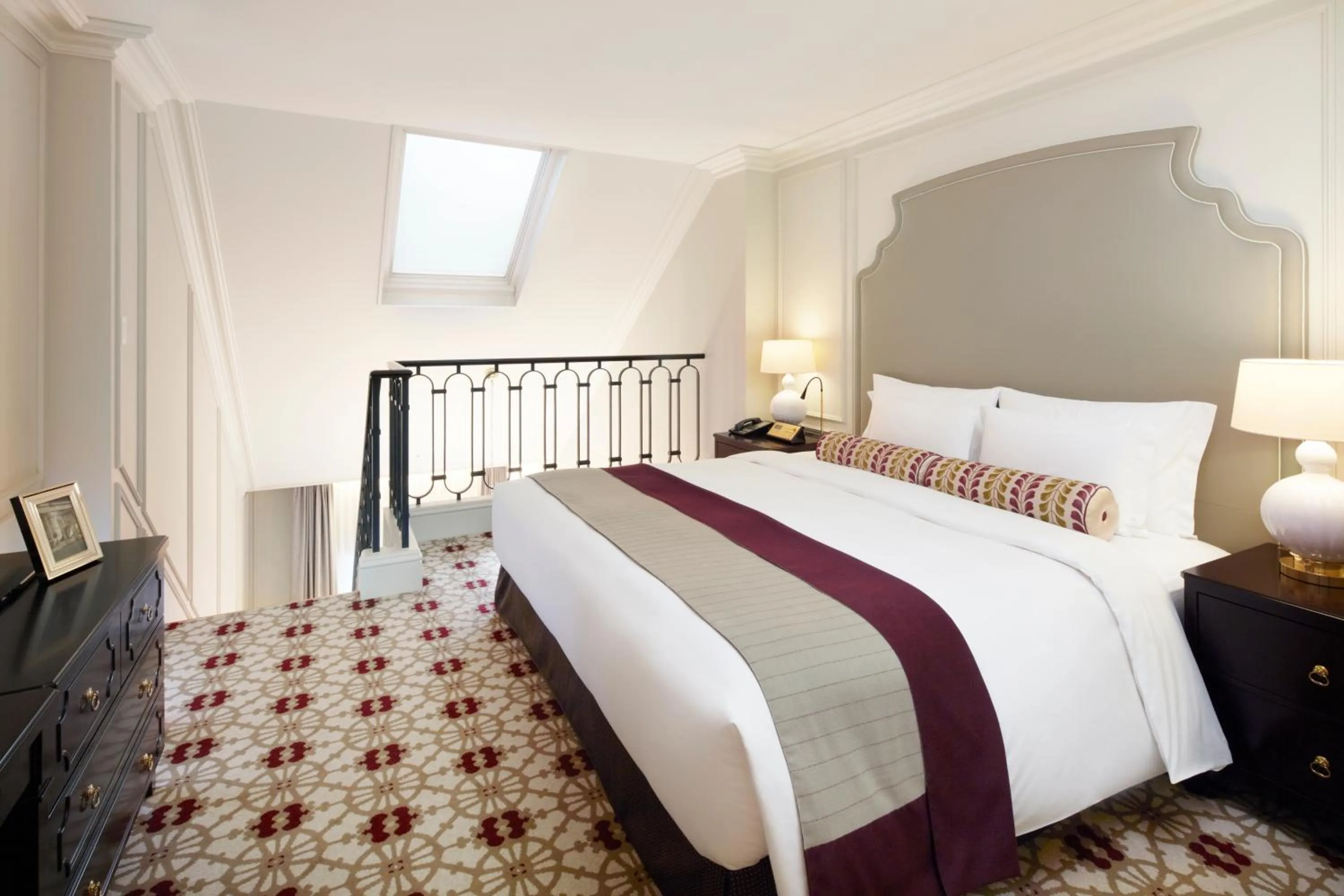 Photo of the whole room, Bed in The Tokyo Station Hotel