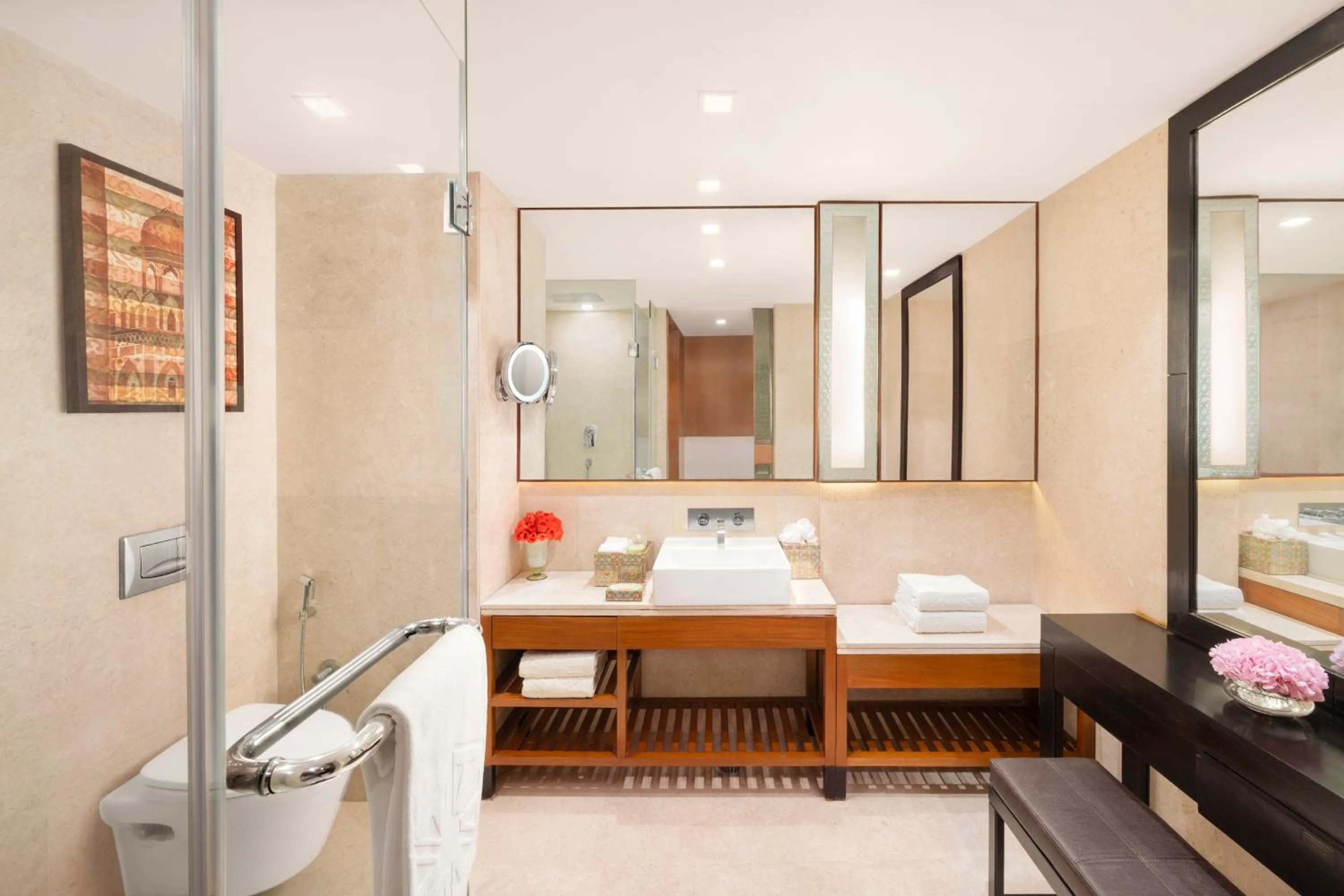 Bathroom, Bed in Taj Surajkund Resort & Spa, Delhi NCR
