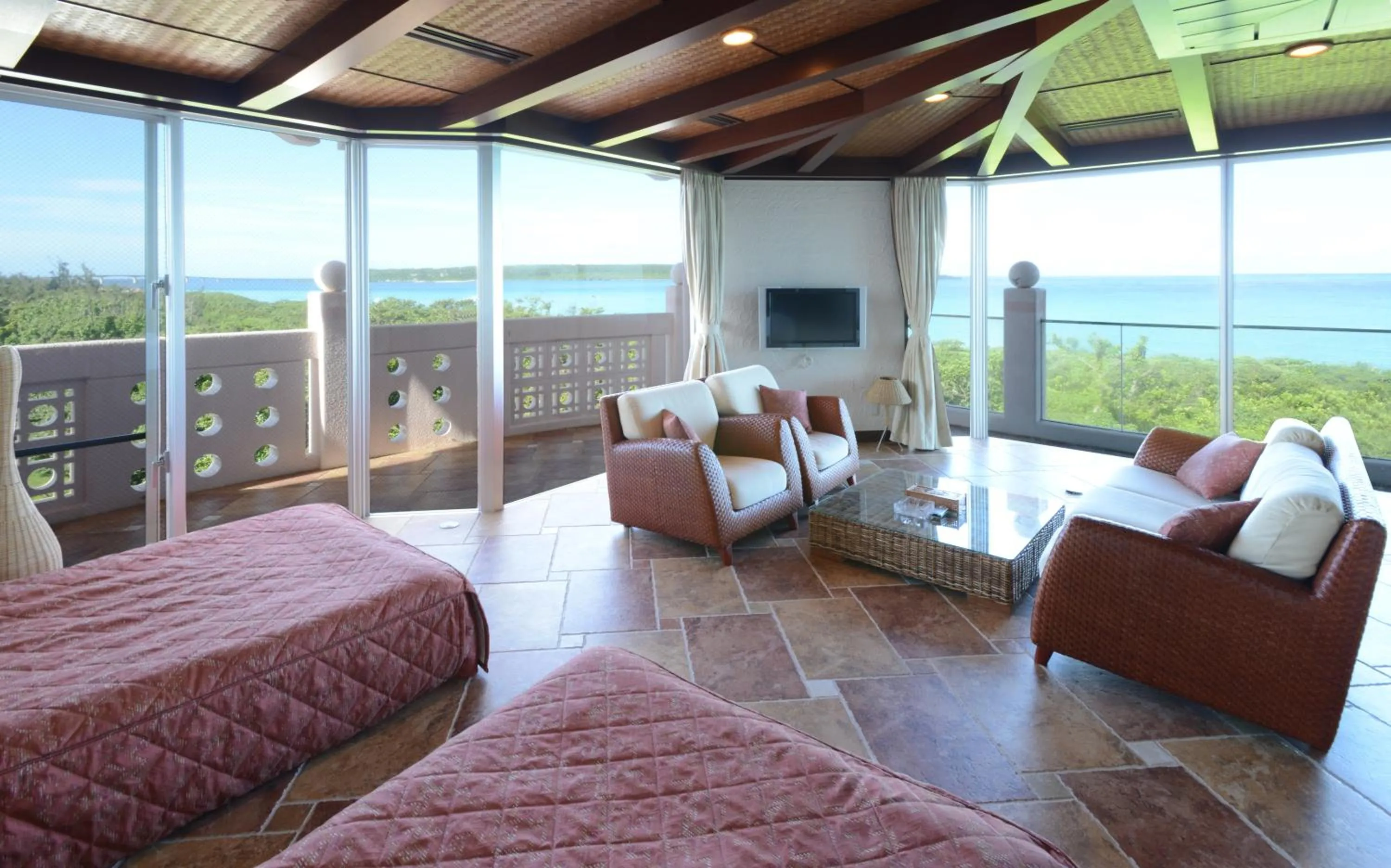 Photo of the whole room, Bed in Marine Lodge Marea