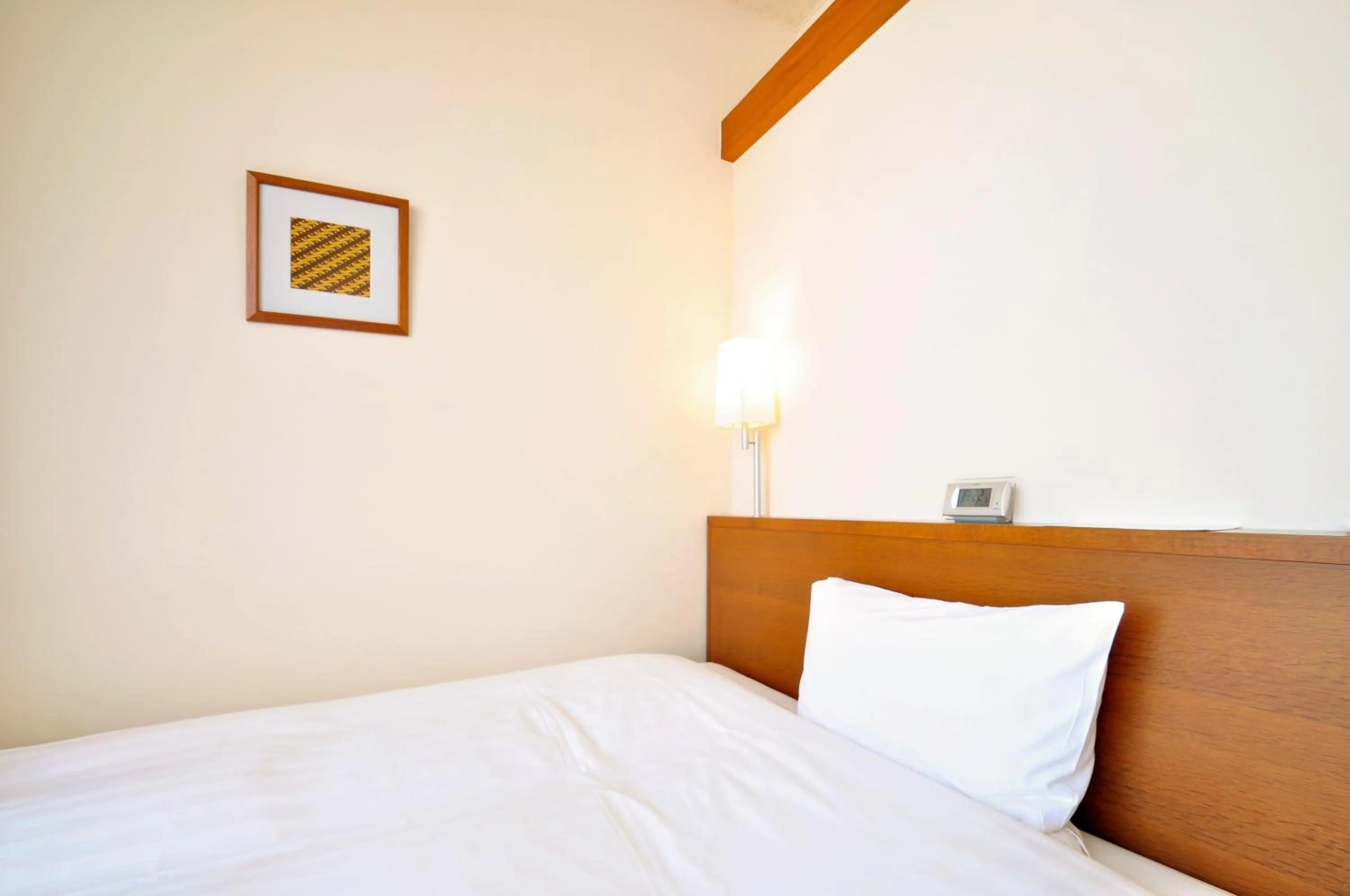 Photo of the whole room, Bed in Marine Lodge Marea