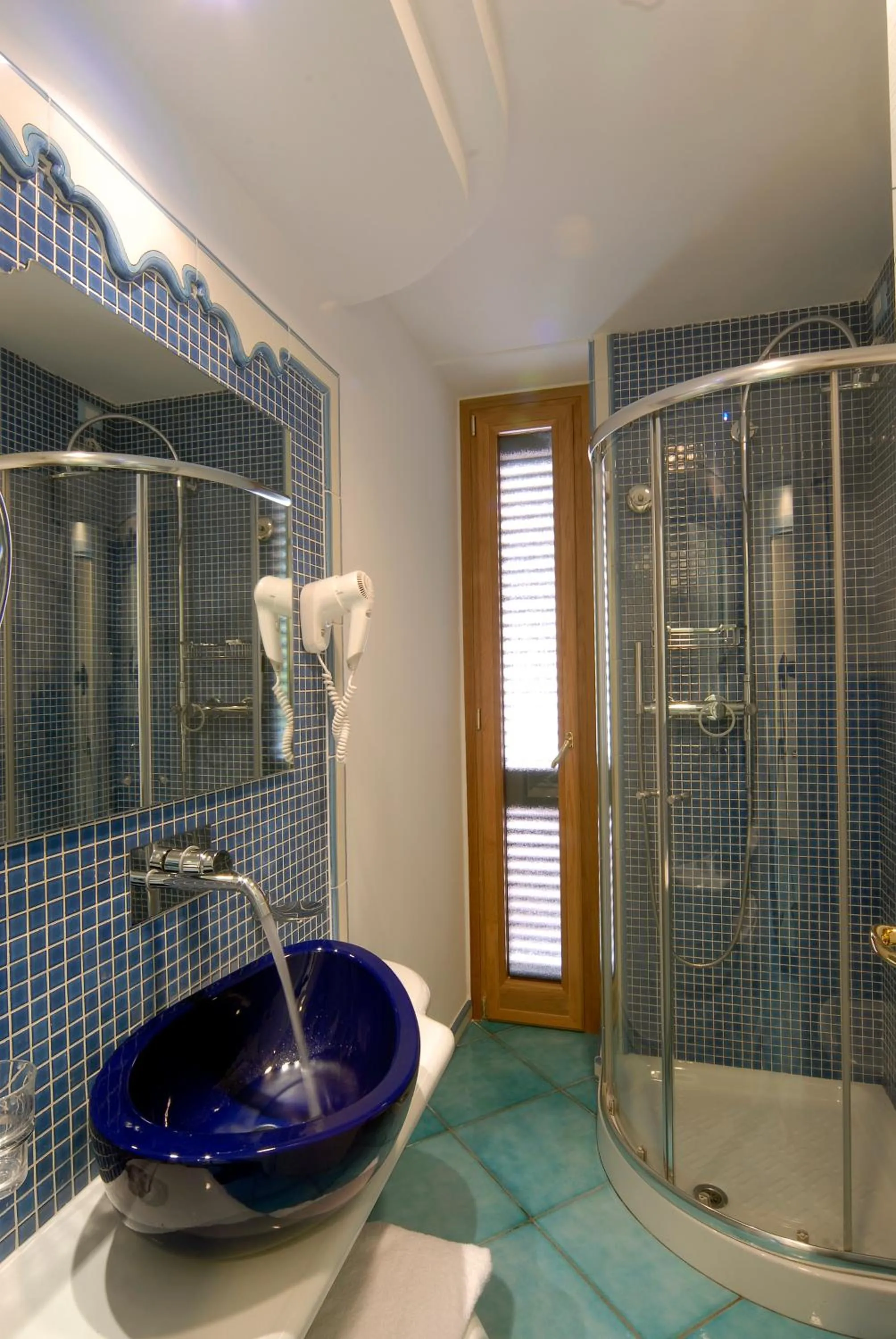 Bathroom in Hotel Bellevue Benessere & Relax