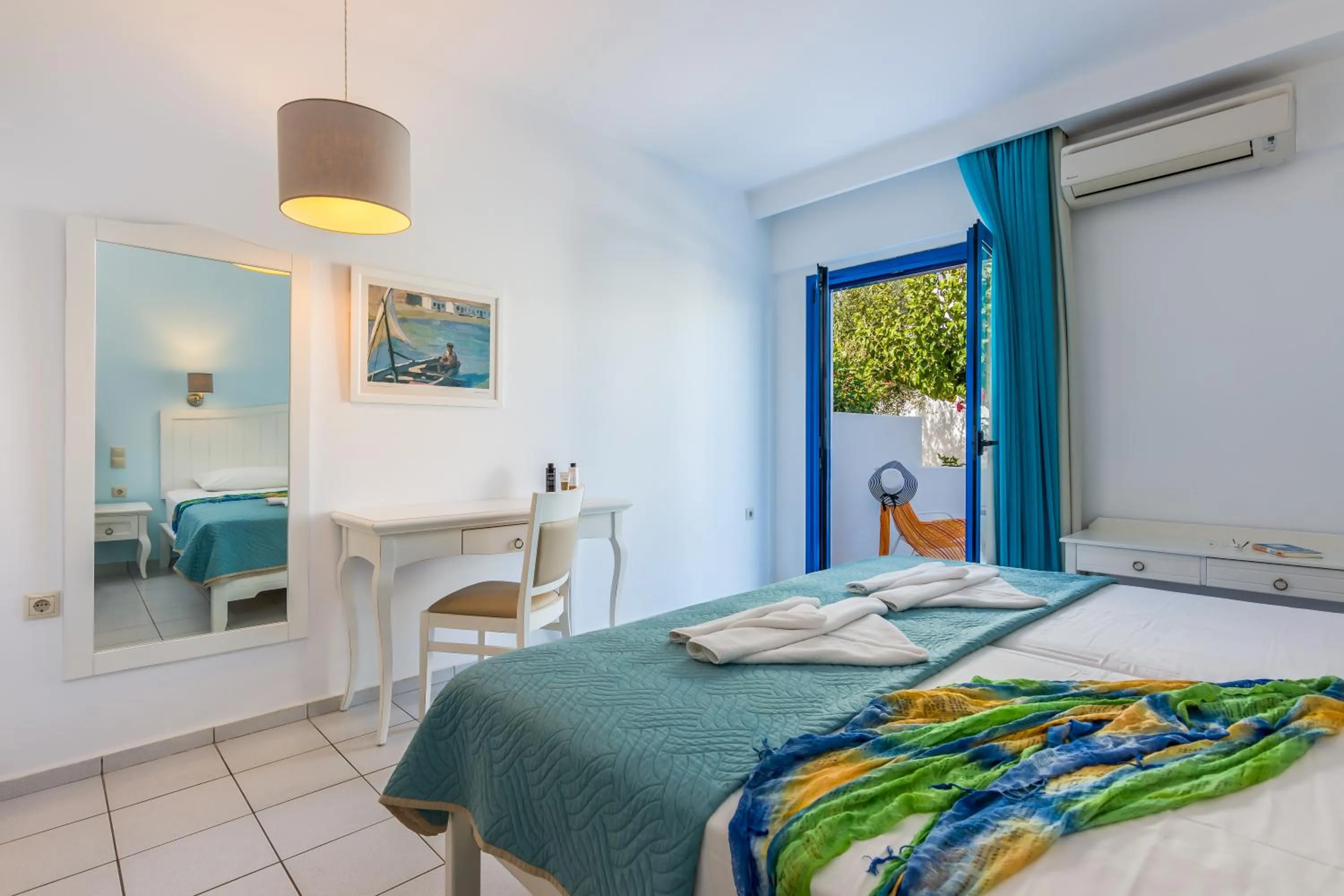 Bedroom, Bed in Hotel Hara Ilios Village