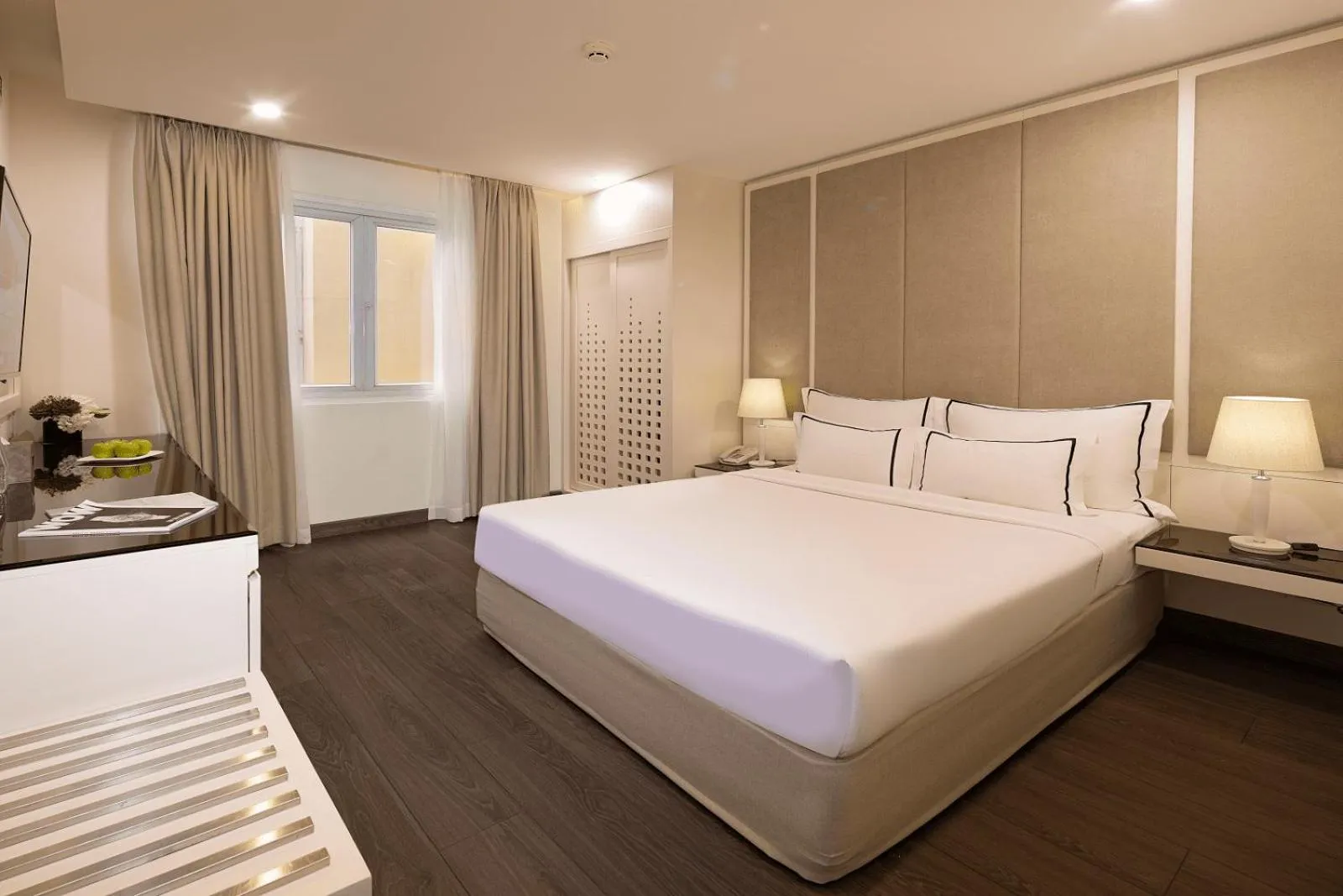 Bed in Paragon Saigon Hotel