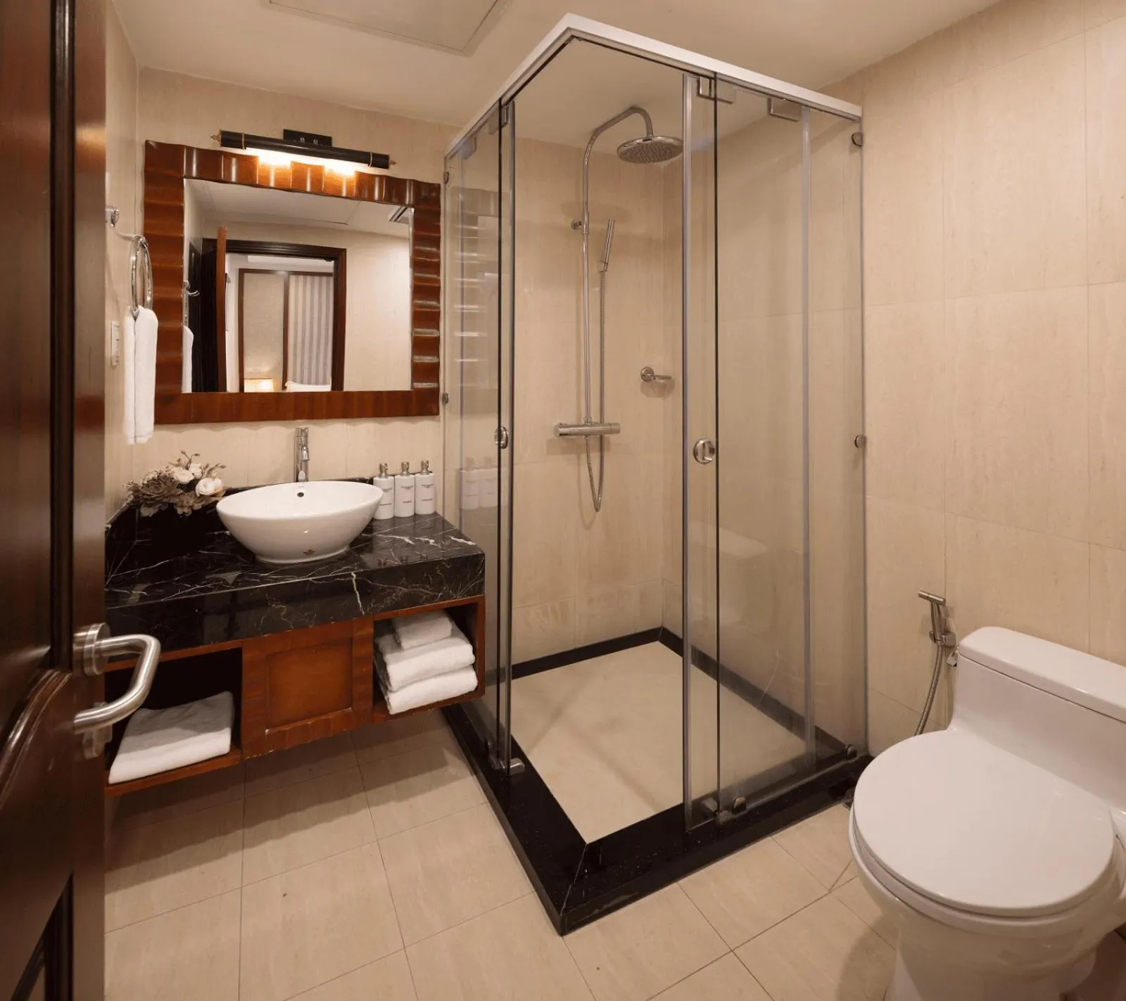 Bathroom in Paragon Saigon Hotel