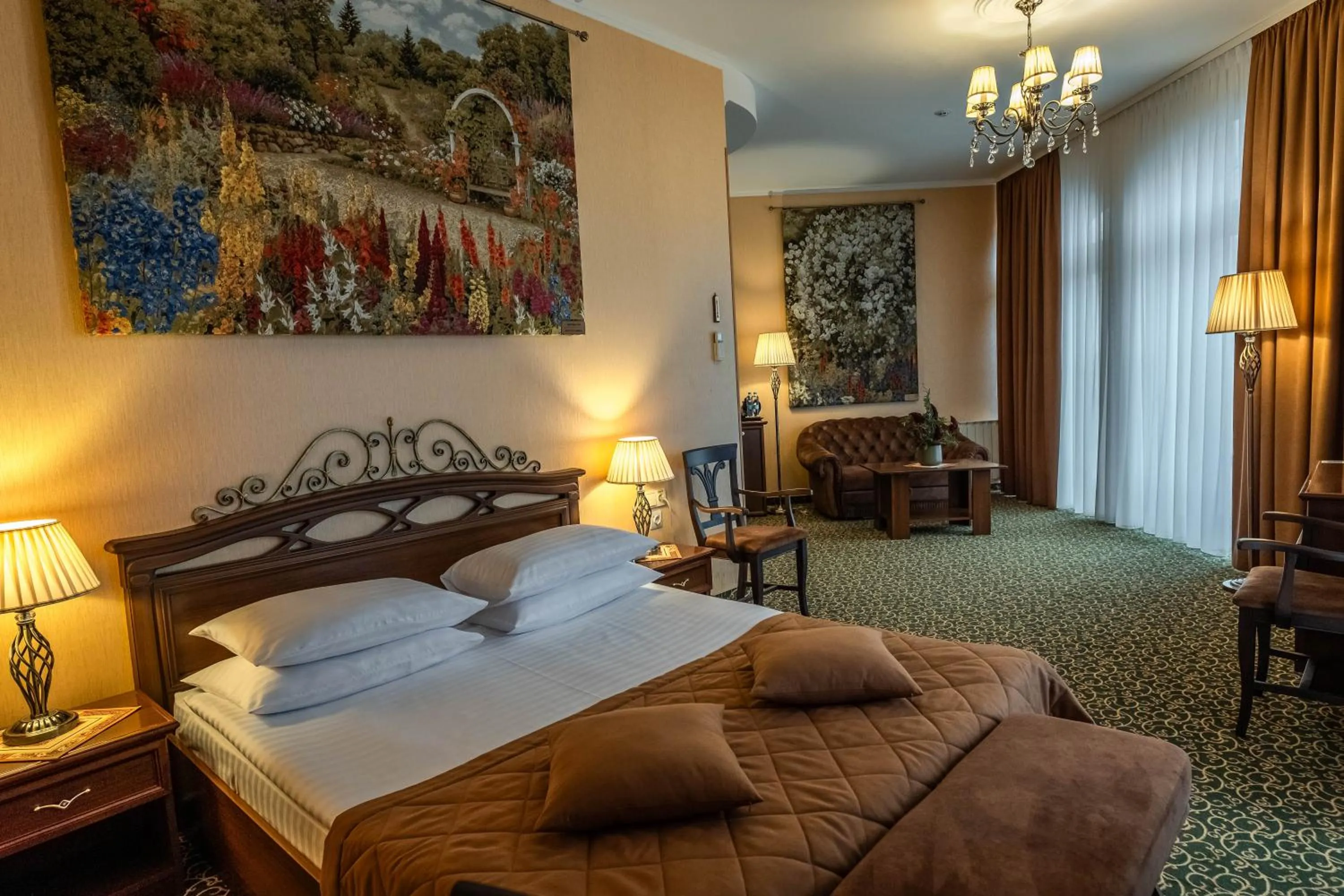 Photo of the whole room, Bed in Premier Hotel Palazzo