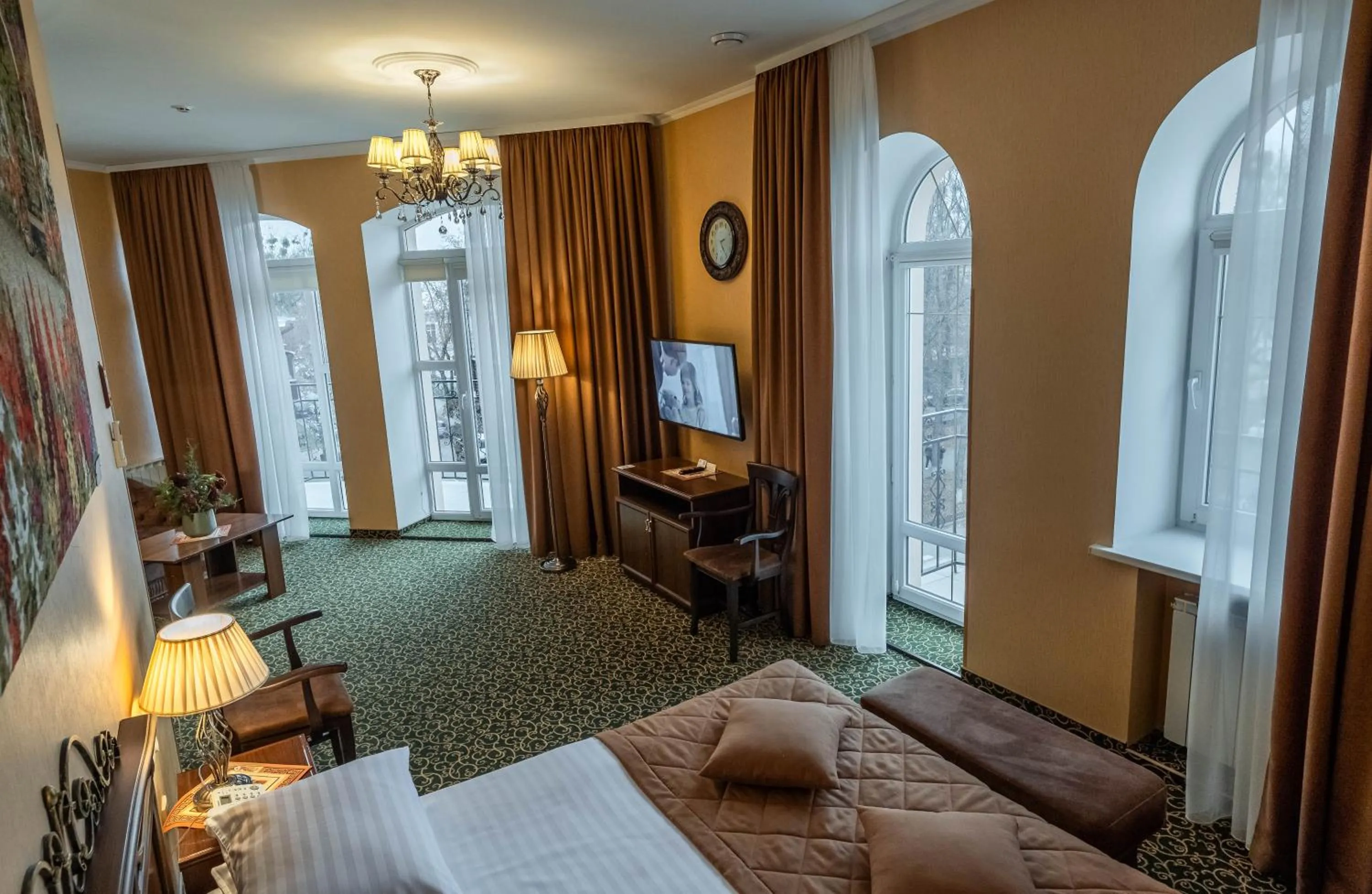 Photo of the whole room, Bed in Premier Hotel Palazzo