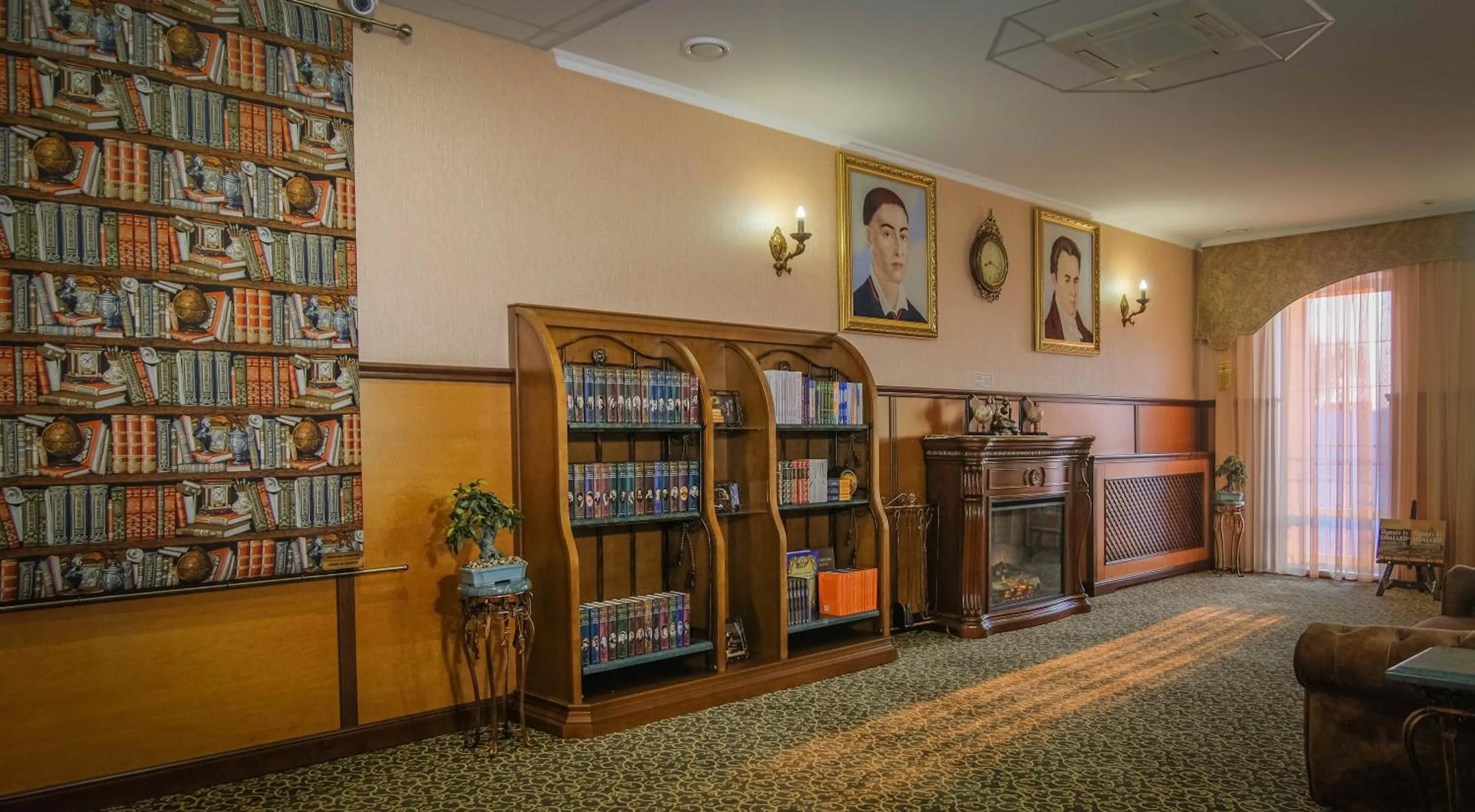 Library in Premier Hotel Palazzo