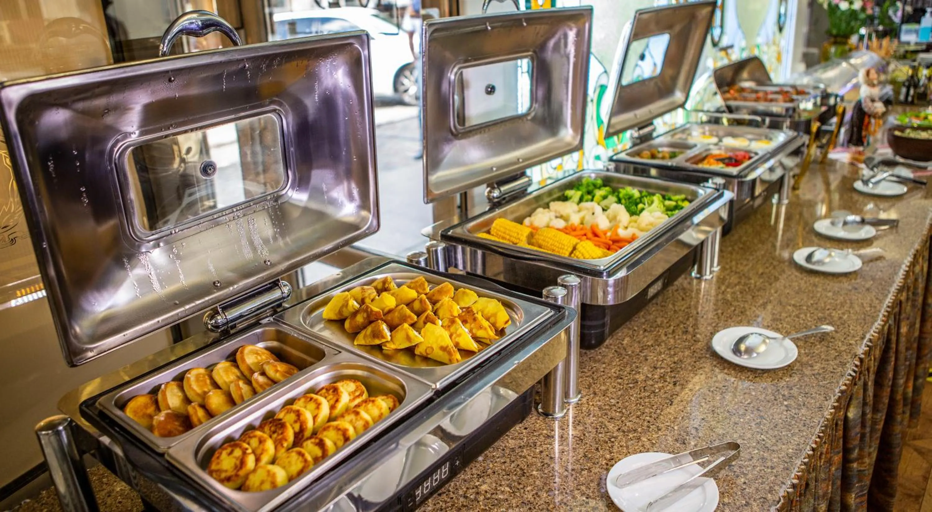 Breakfast in Premier Hotel Palazzo