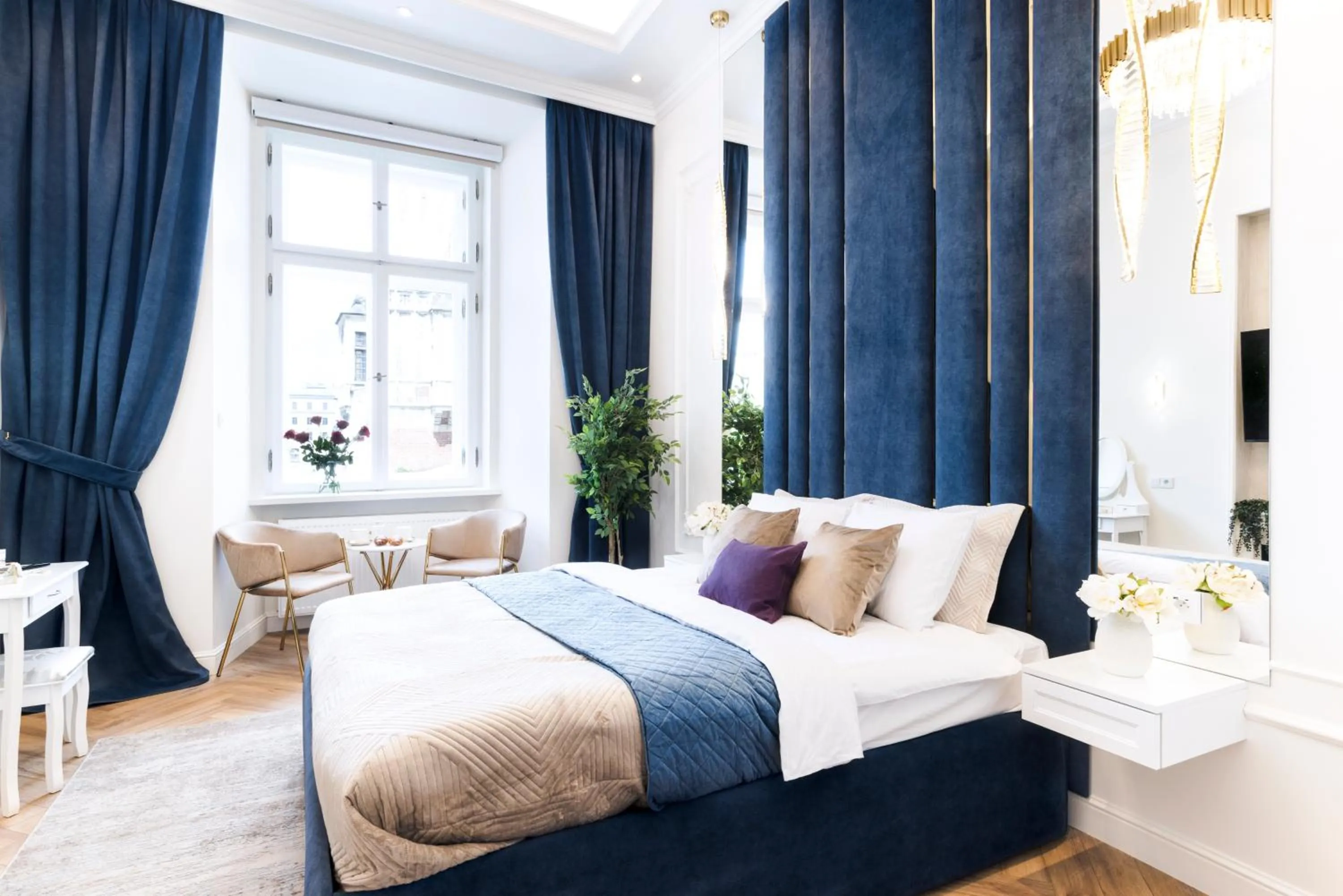 Bed in Main Square Apartments