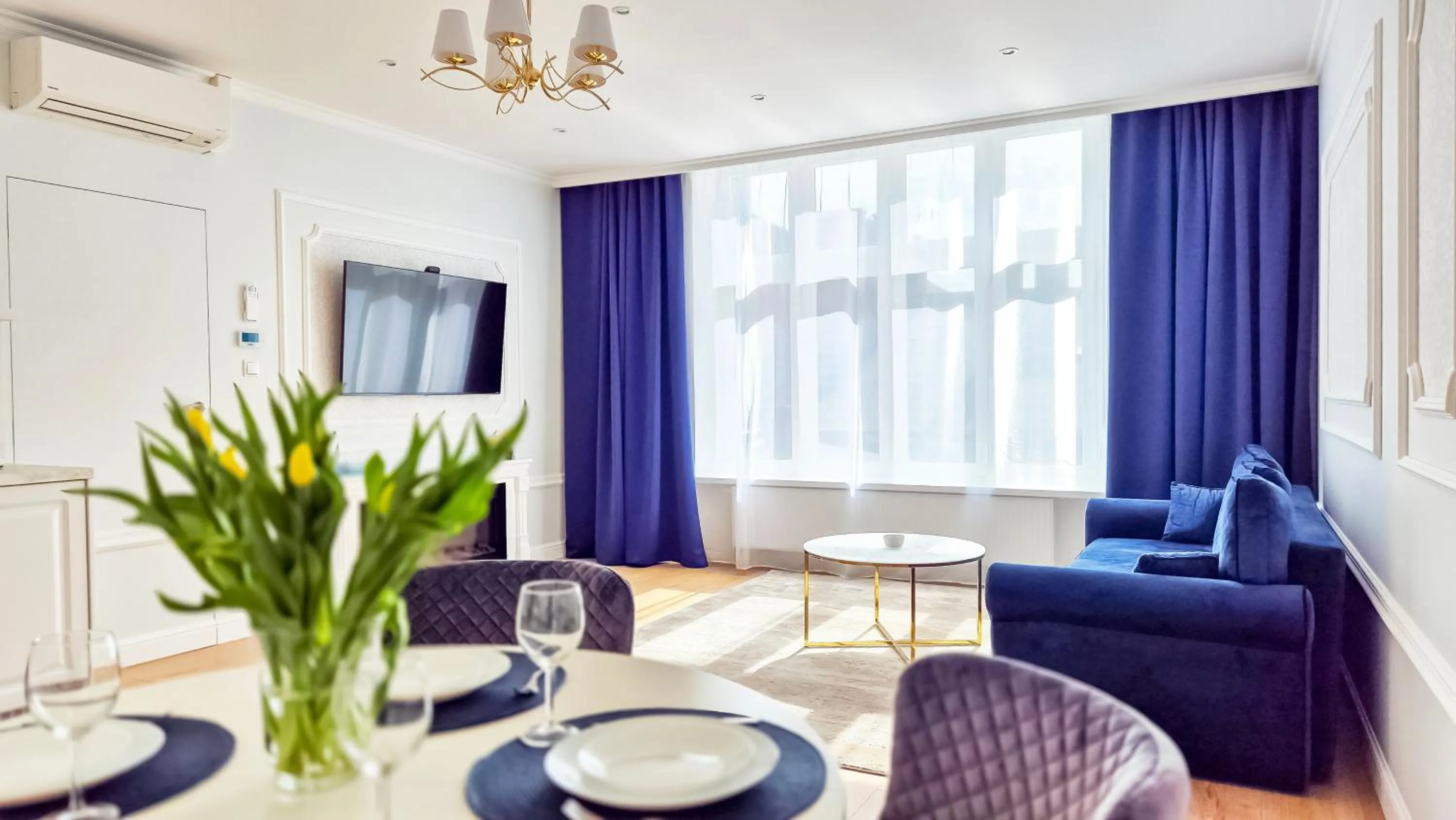 Living room in Main Square Apartments