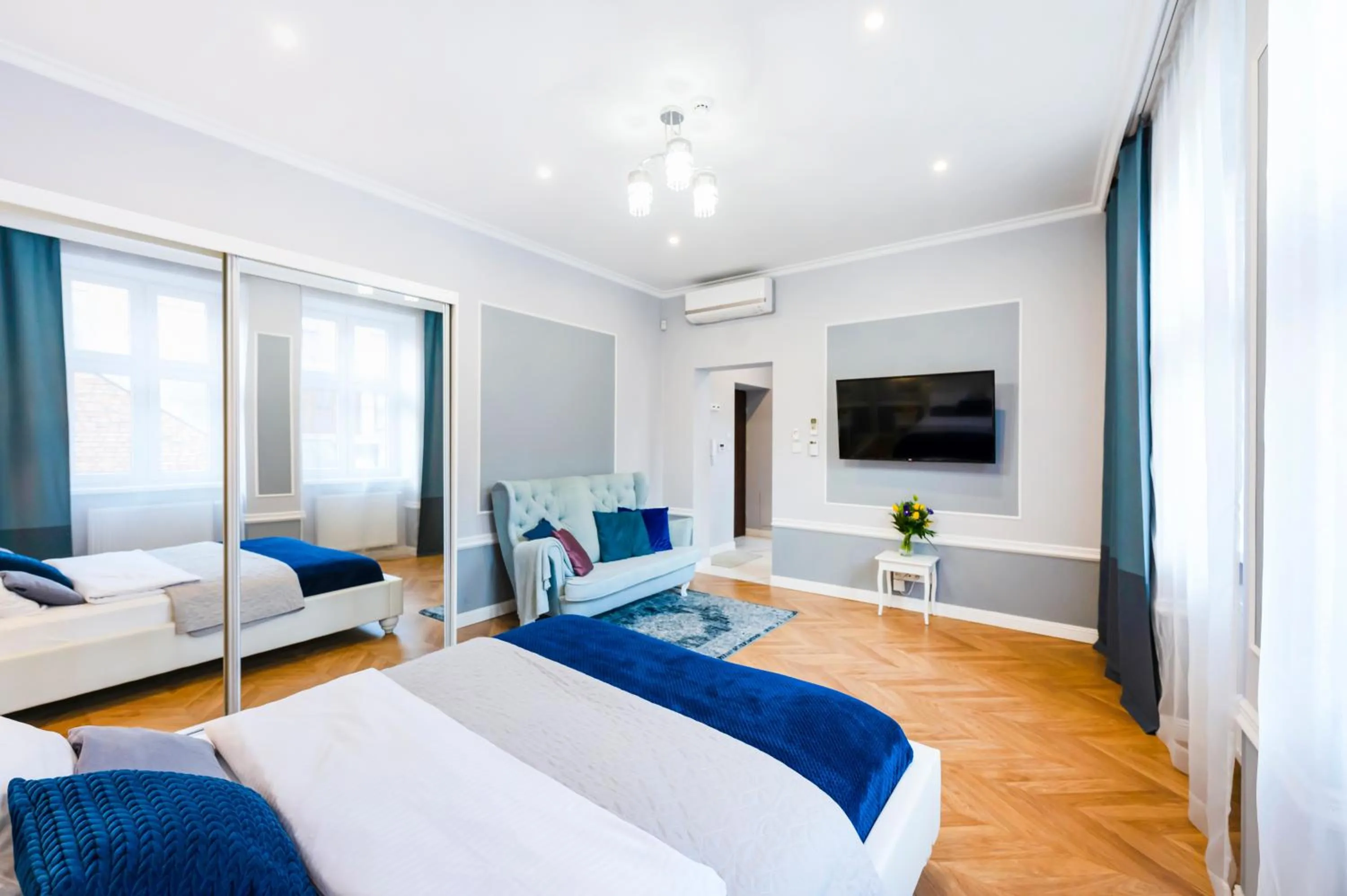 Bed in Main Square Apartments