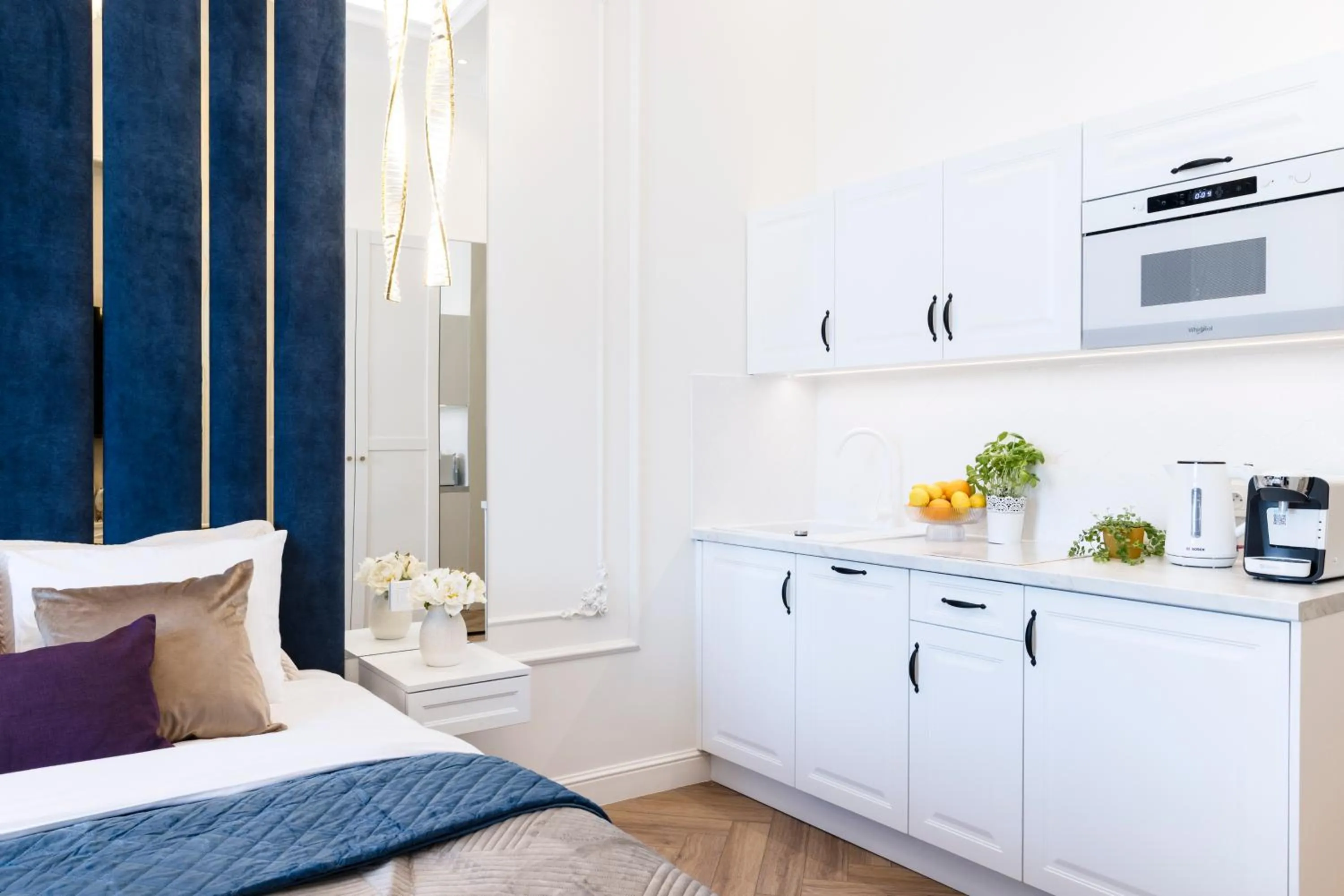 Bed in Main Square Apartments