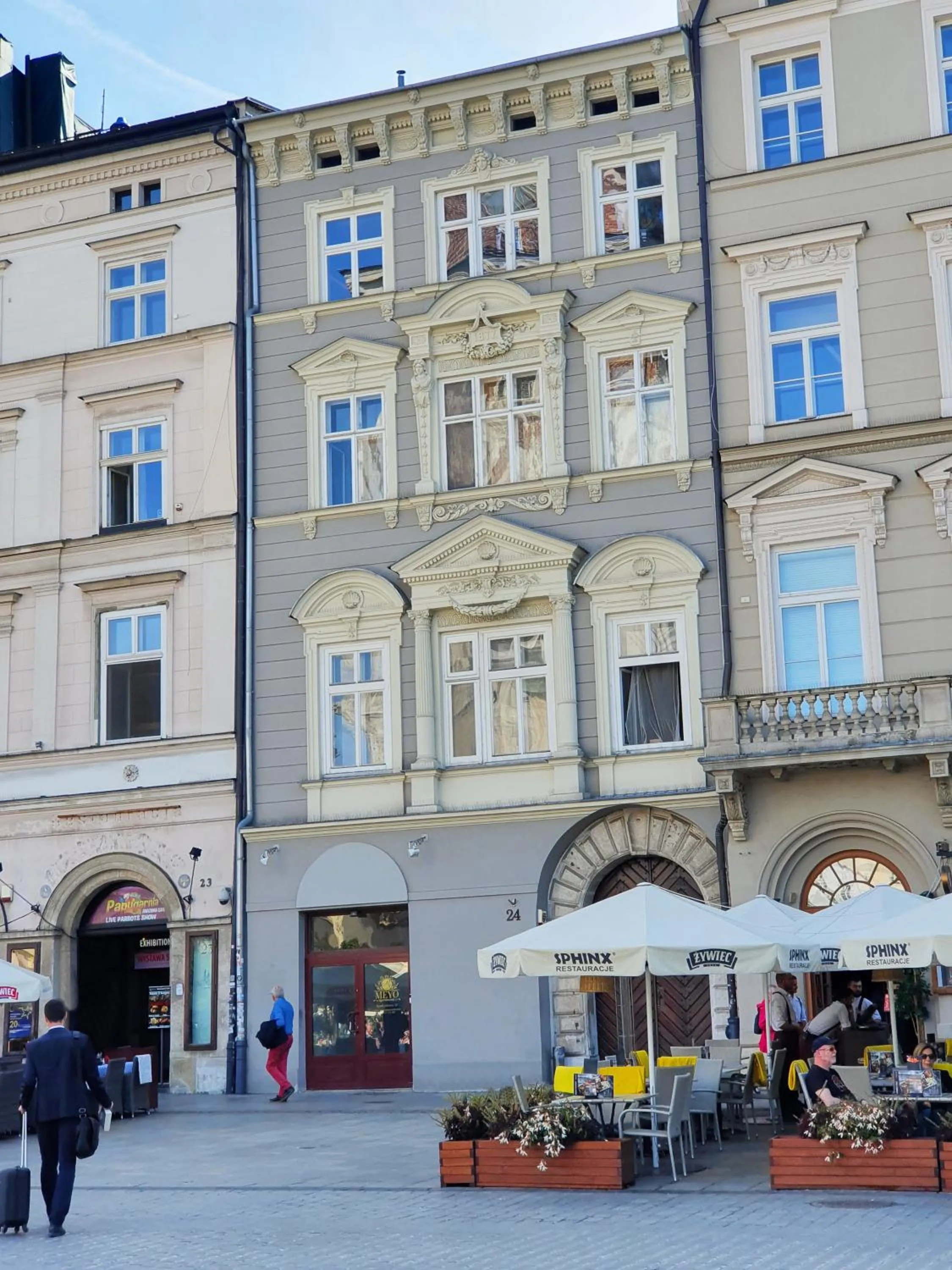 Property building in Main Square Apartments