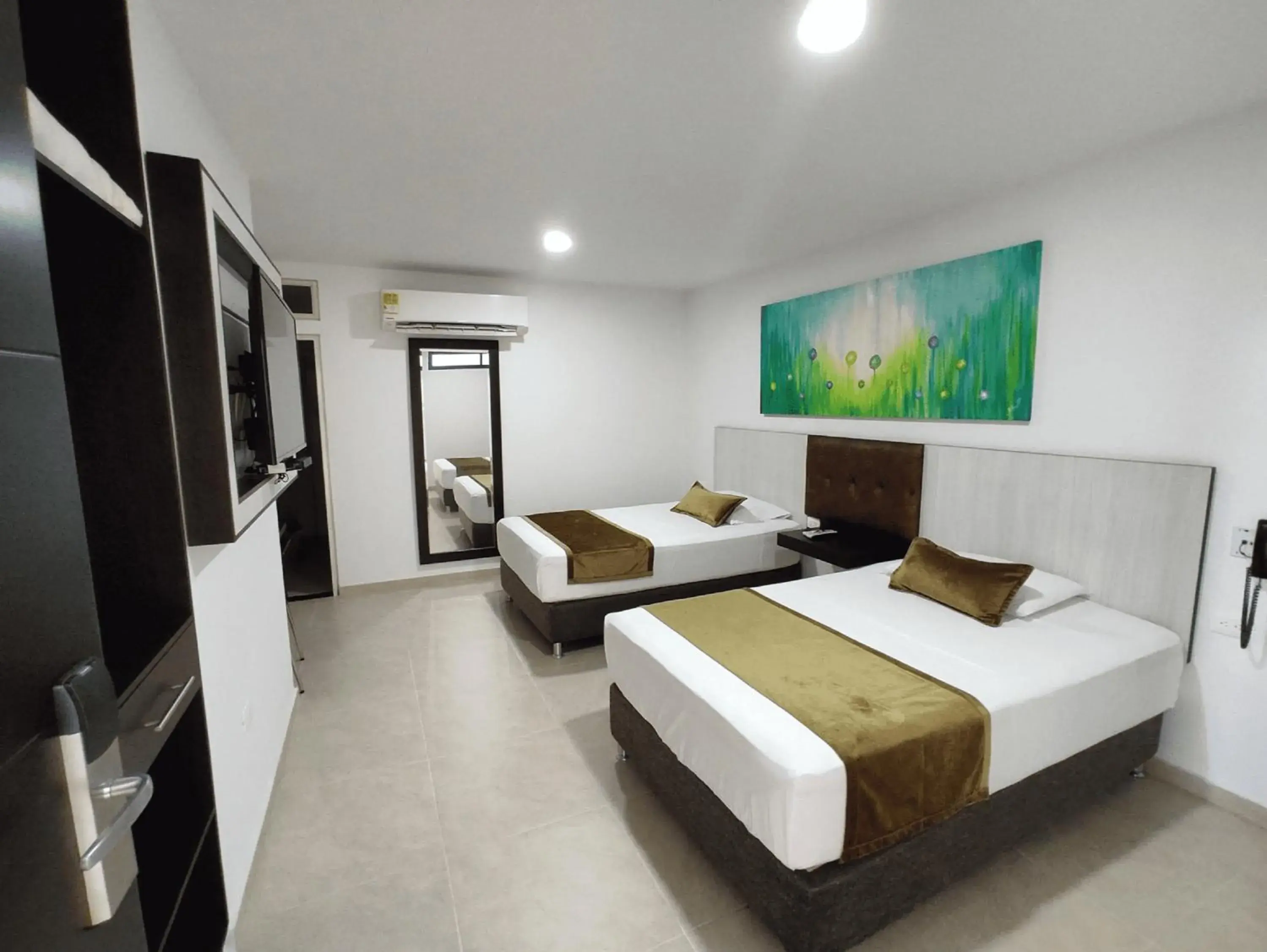 Double Room - single occupancy in Hotel Andinos Plaza Florencia Double Room - single occupancy in Hotel Andinos Plaza Florencia