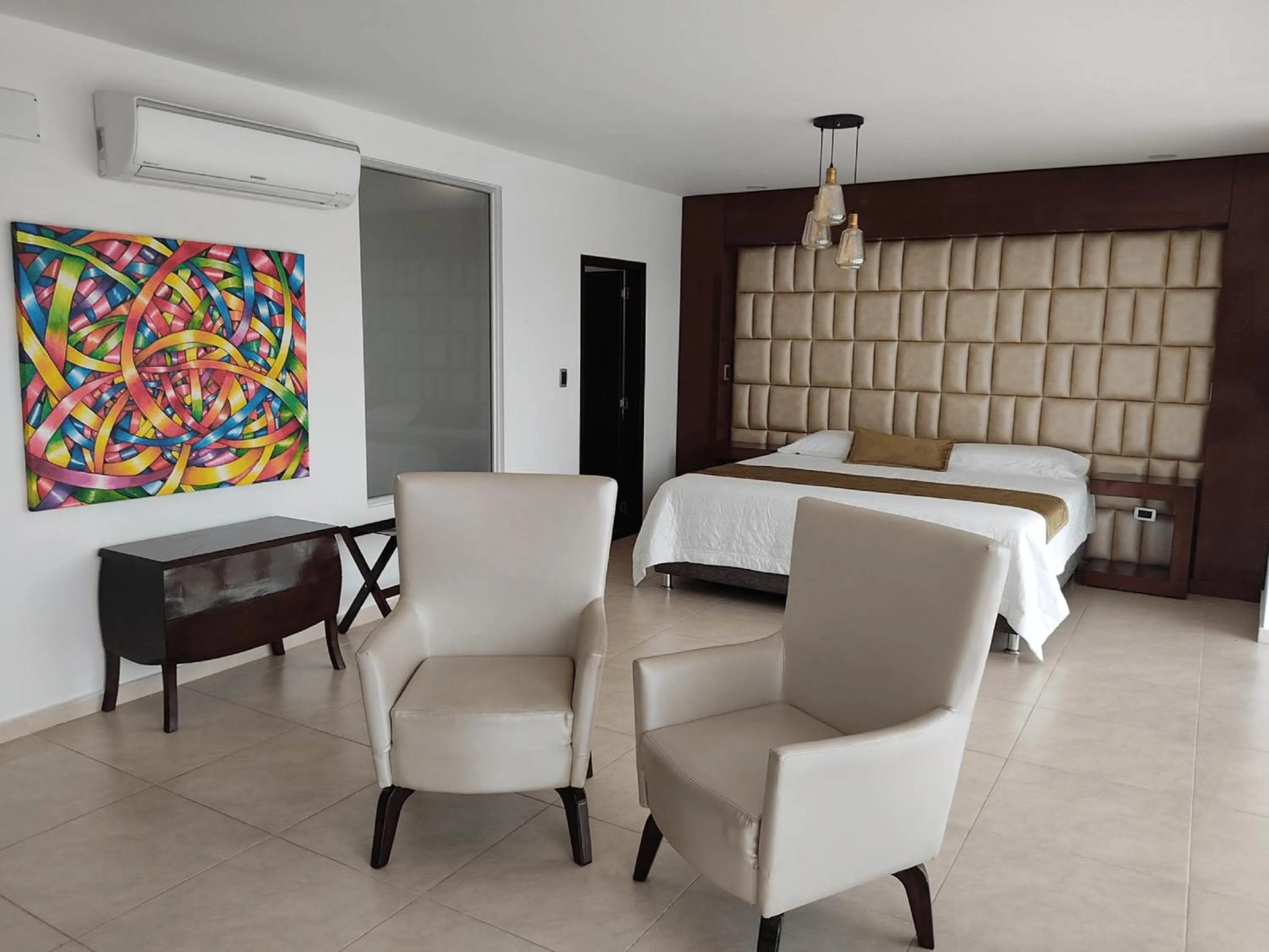 Seating area in Hotel Andinos Plaza Florencia